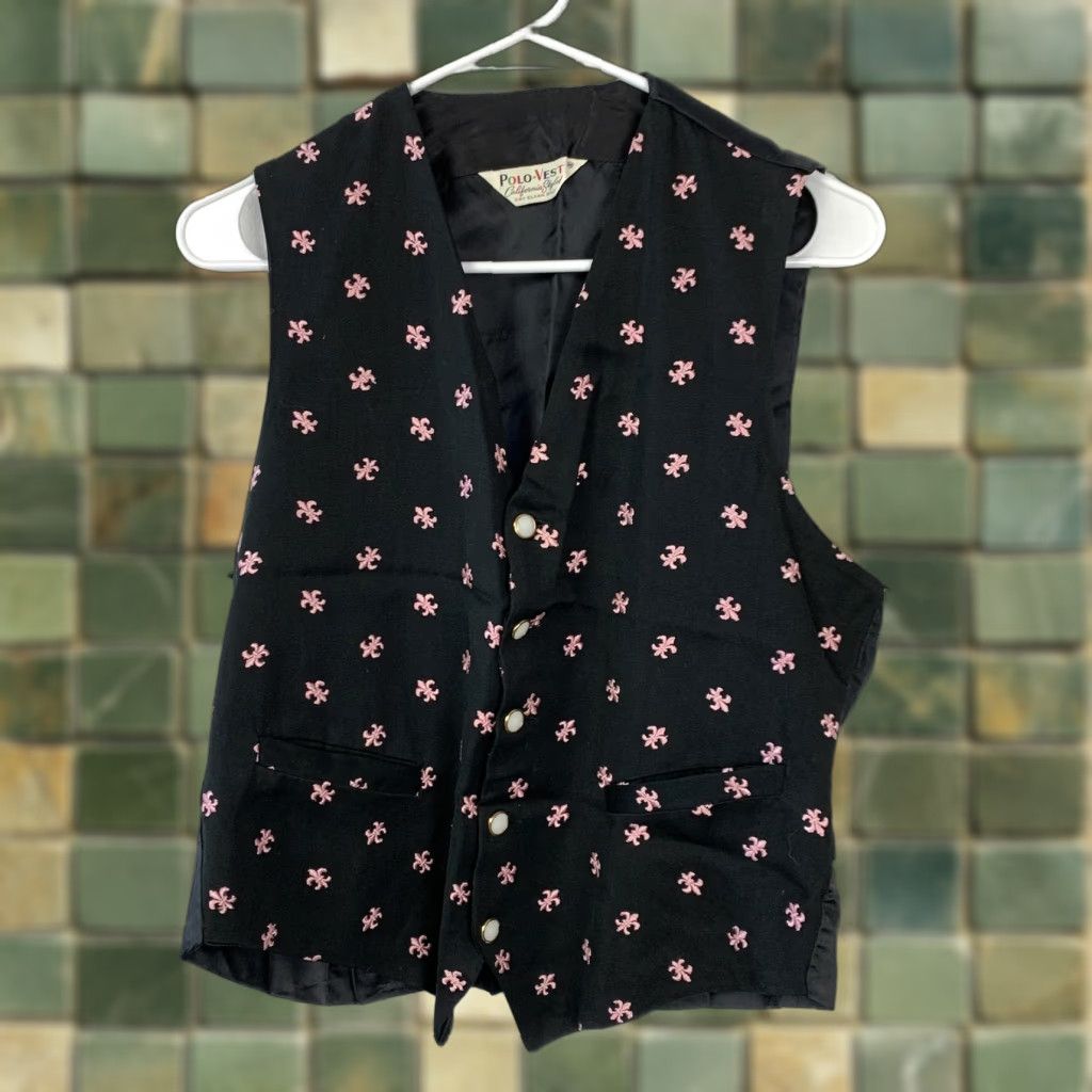 Vintage VINTAGE Polo-Vest Men’s Black Pink Embroidered Fleur-de-lis Vest M Vest Boys Mens Adults? Size US M / EU 48-50 / 2 - 1 Thumbnail