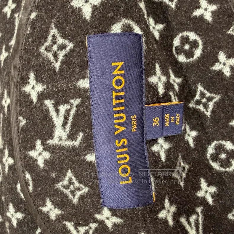Louis Vuitton Louis Vuitton Black and blue full print wool coat Size XS / US 0-2 / IT 36-38 - 3 Thumbnail