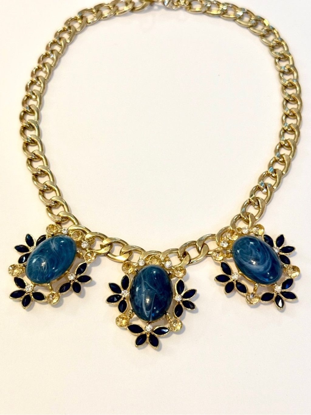 Neiman Marcus NEIMAN MARCUS Blue Cabochon Statement Necklace | NWT Size ONE SIZE - 7 Thumbnail