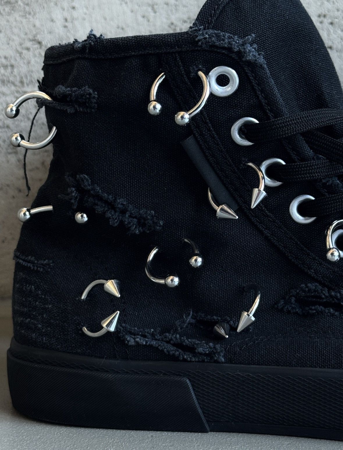 Balenciaga Balenciaga Paris Pierced High-Top Sneakers SS24 Size US 10 / EU 43 - 9 Thumbnail