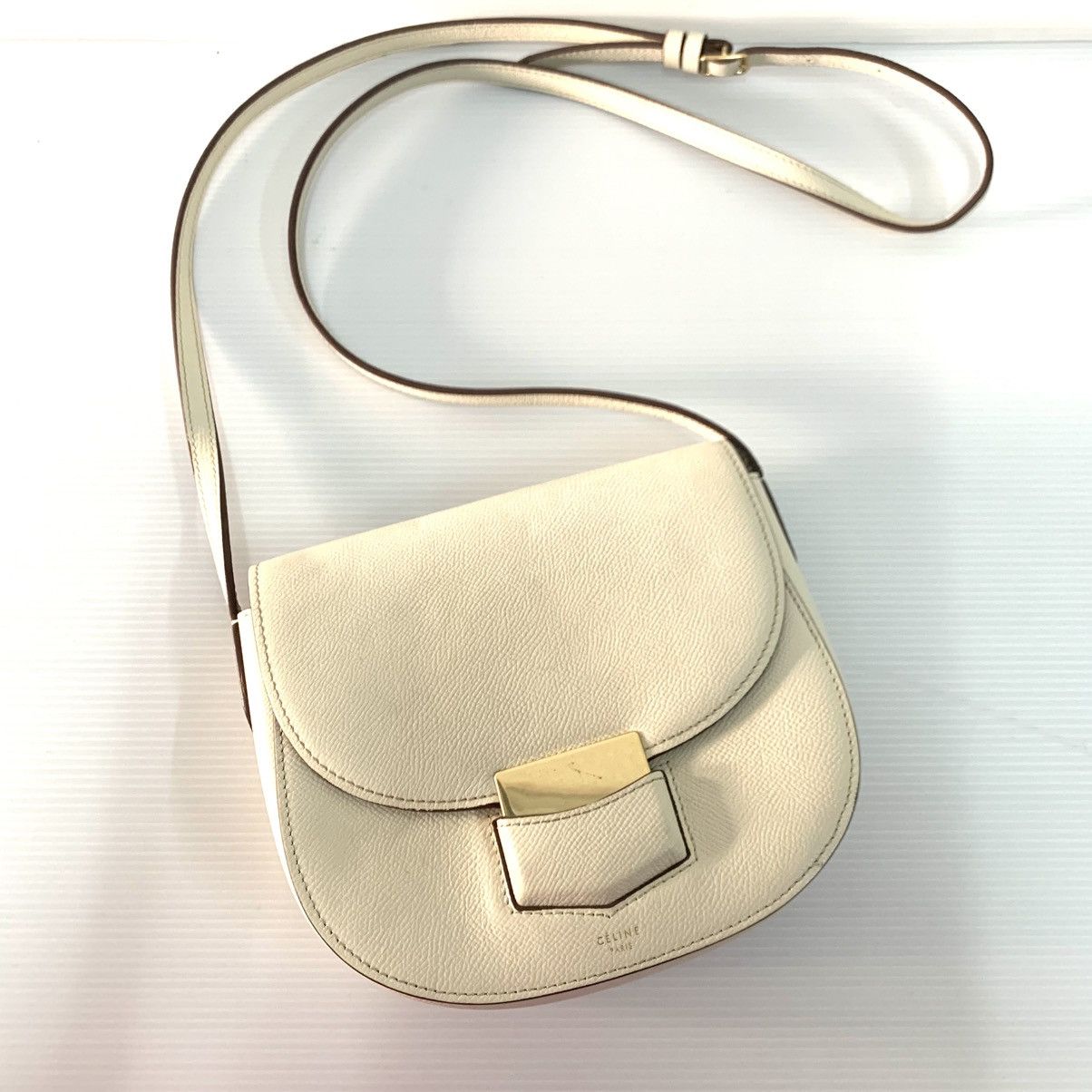 Celine Celine Leather Small Slingbag Size ONE SIZE - 1 Thumbnail