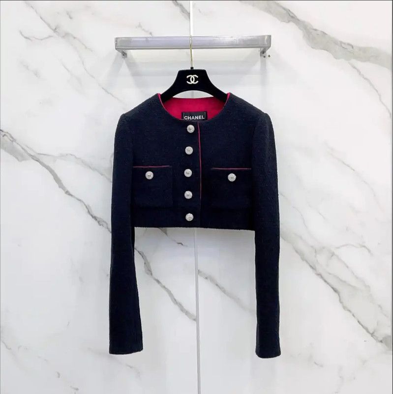 Chanel Chanel Black Wool Blend Cropped Jacket 0089 Size S / US 4 / IT 40 - 1 Thumbnail