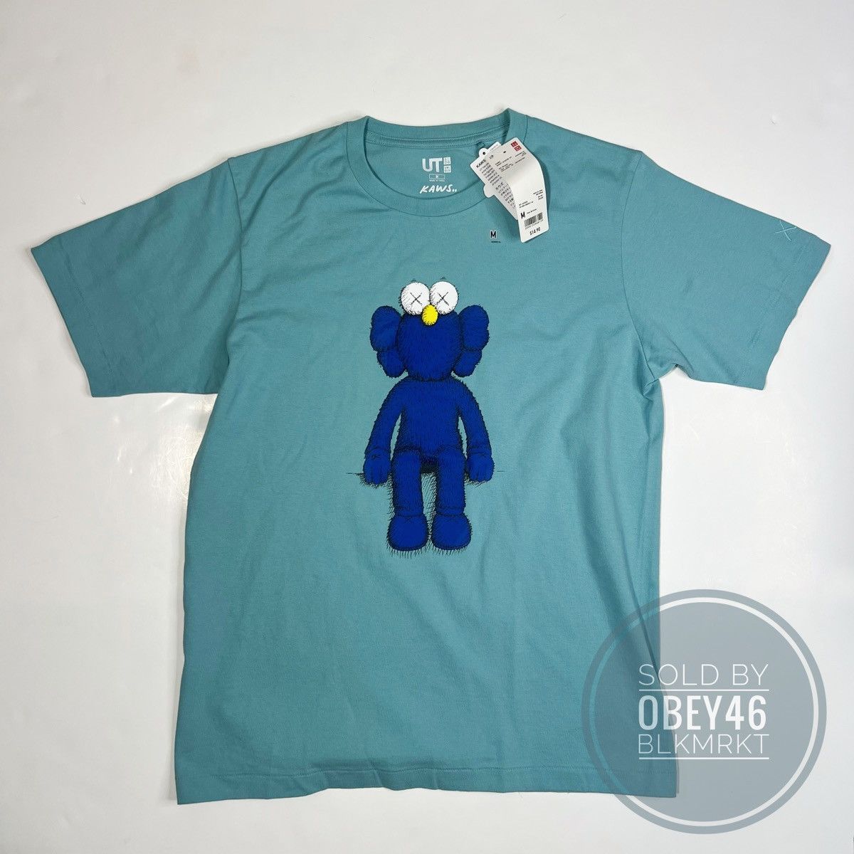 Uniqlo Kaws X Sesame Street Grover BFF Tee Green Size M