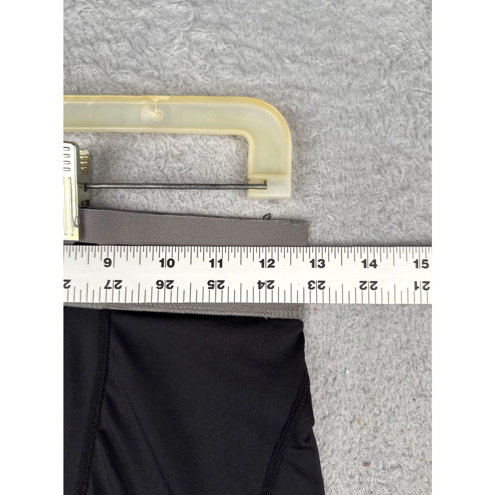 Vintage HEAD Men Shorts Small Black Spandex Polyester Athletic Compression Waistband Workout Sports Gym Size US 29 - 7 Thumbnail