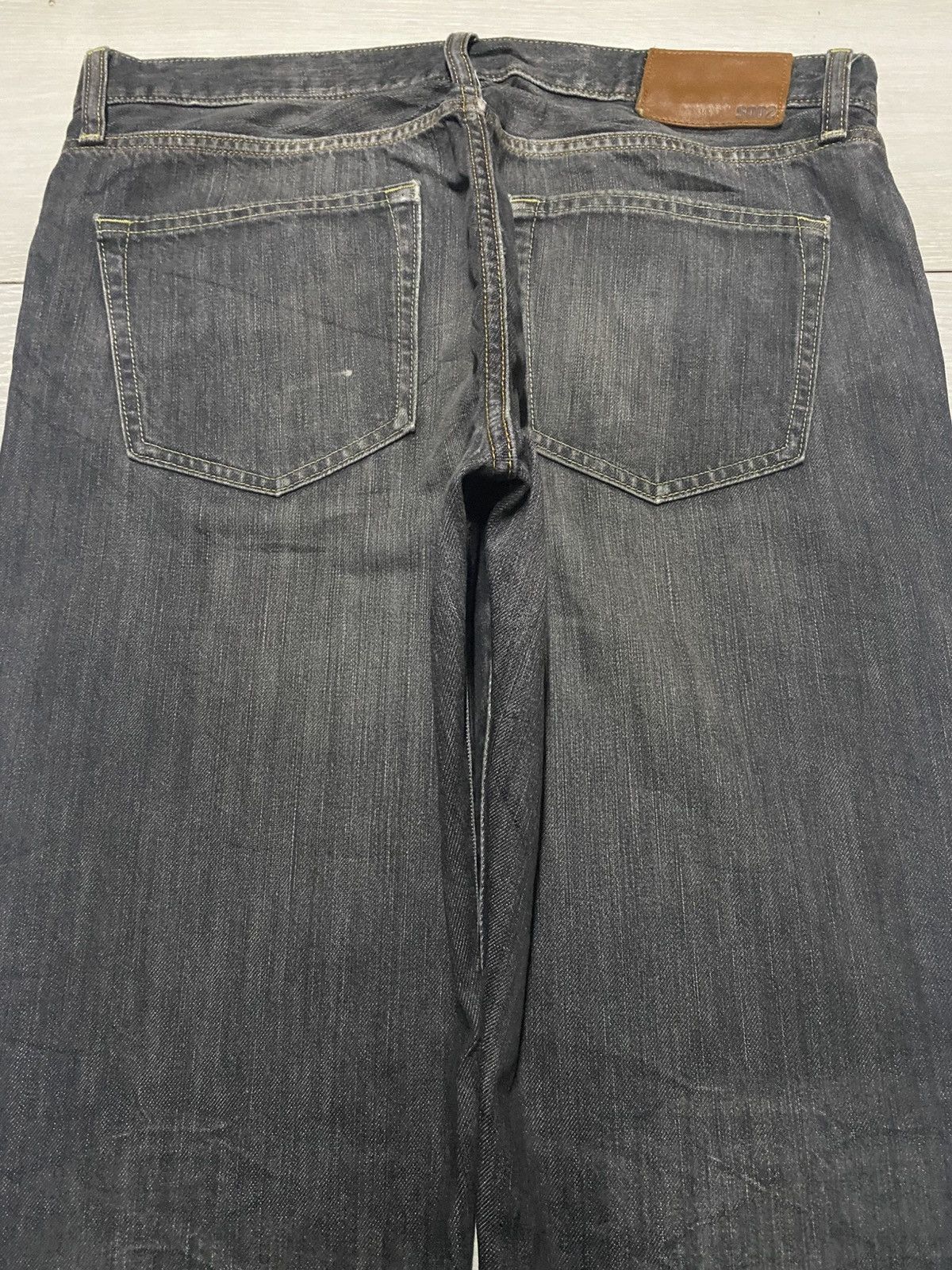 Uniqlo Vintage Japanese Brand Uniqlo Black Denim Loose Jeans Size US 34 / EU 50 - 4 Thumbnail