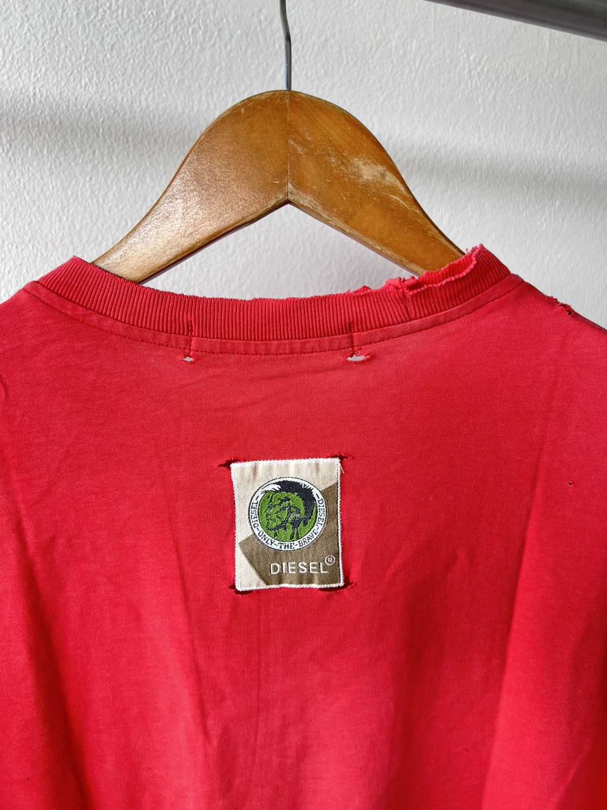 Diesel × Vintage Thrashed 90s Diesel Distressed Tee Size US L / EU 52-54 / 3 - 8 Thumbnail