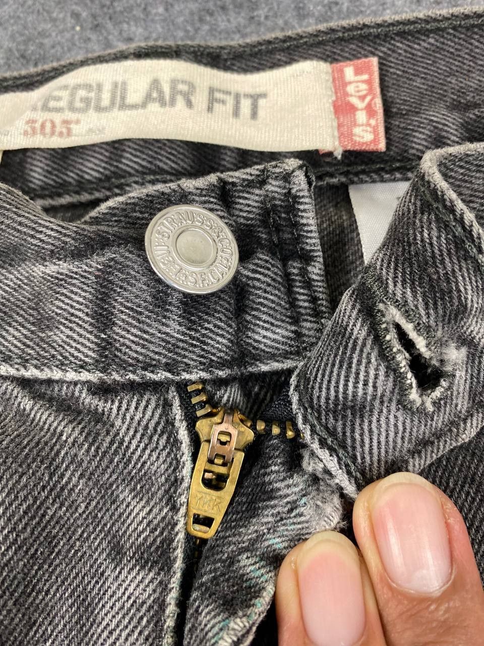 Levi's vintage levis 505 regular fit distressed denim nice design Size US 38 / EU 54 - 12 Thumbnail