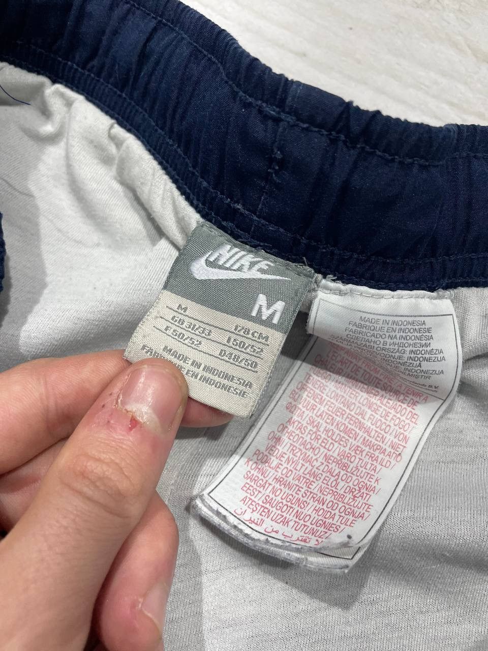 Nike Vintage Nike Nylon Track Pants Striped 00s Size US 32 / EU 48 - 10 Thumbnail
