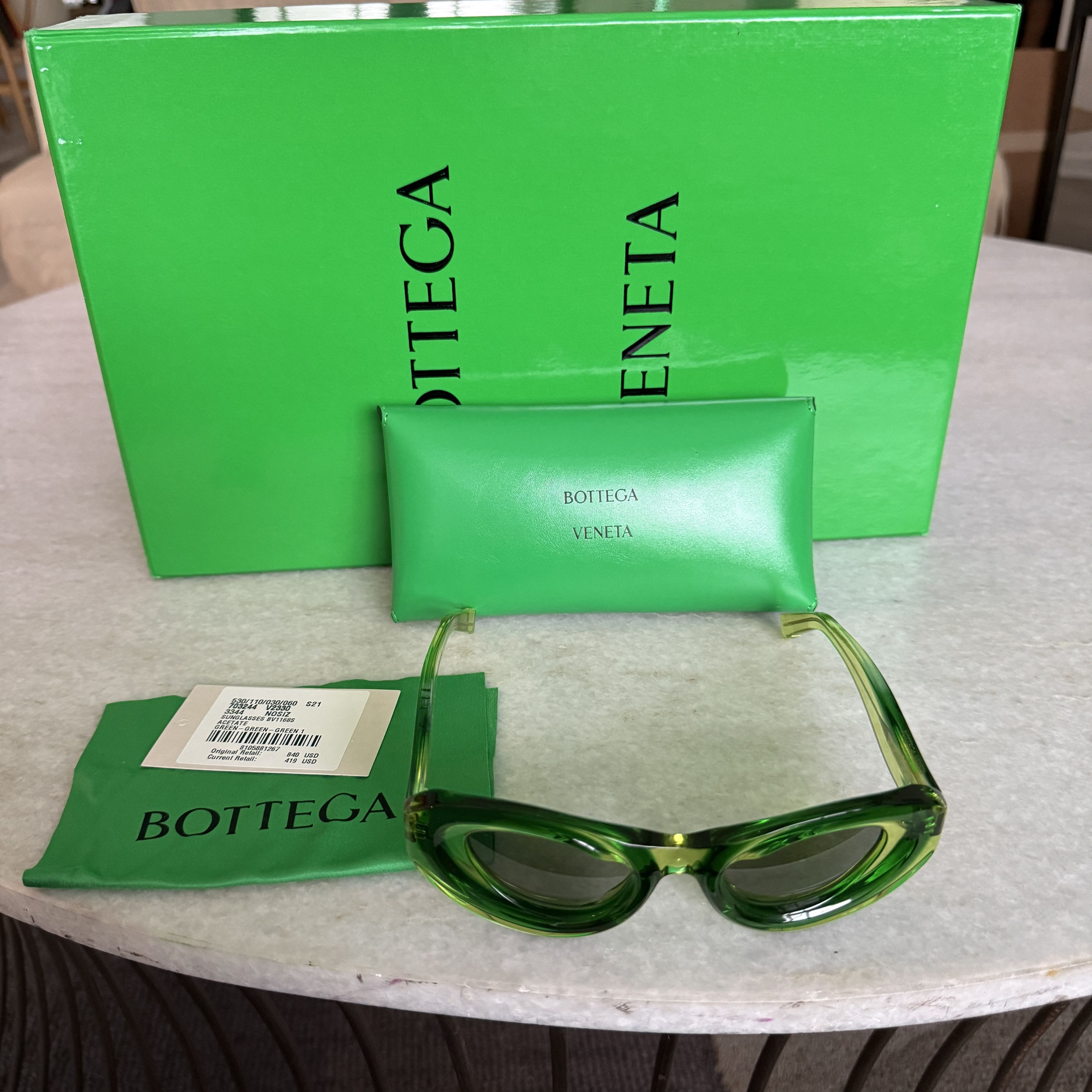 Bottega Veneta BOTTEGA VENETA Women's Green Cat Eye Sunglasses 703244 Size ONE SIZE - 20 Thumbnail