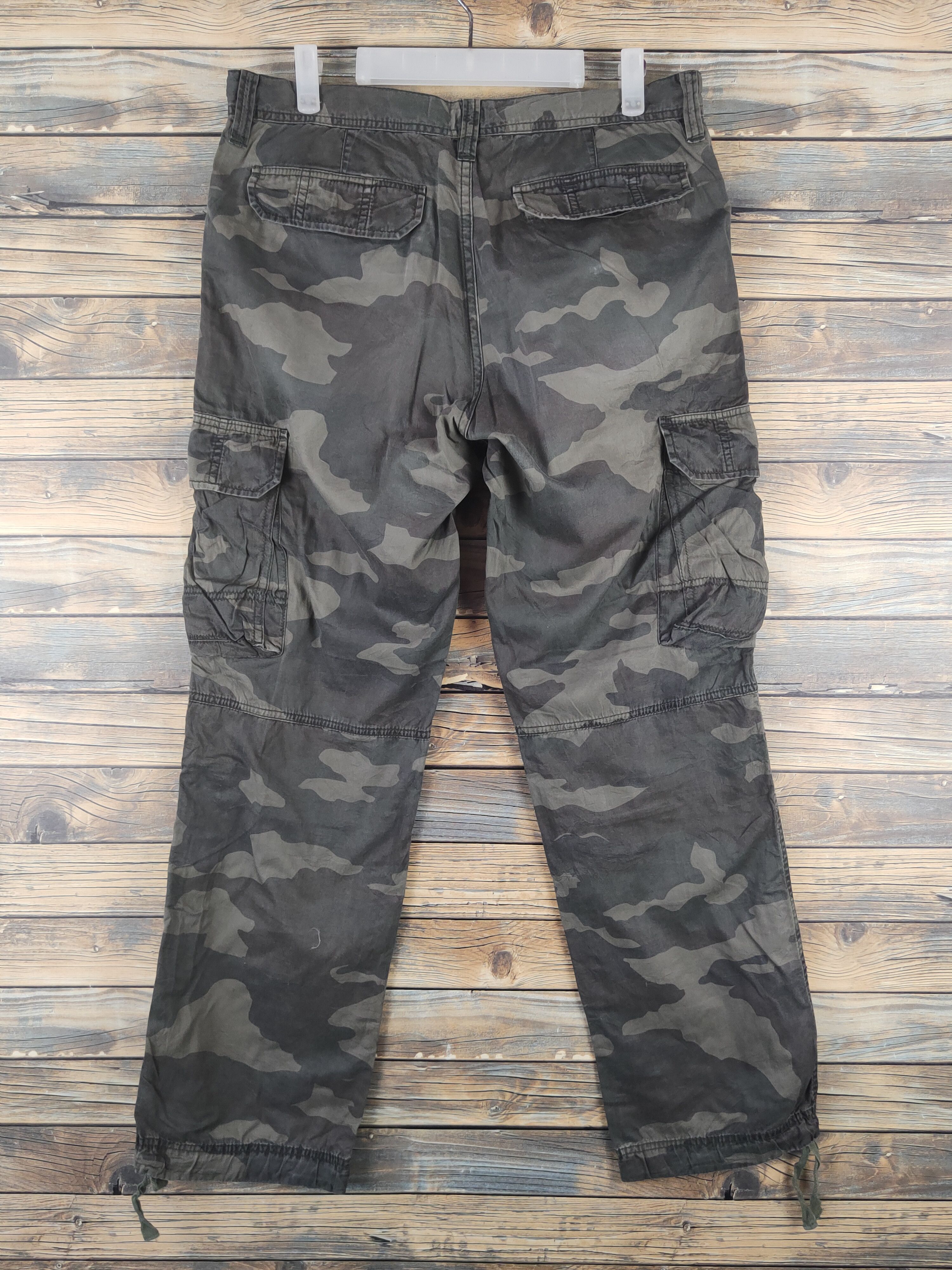 Japanese Brand DL Uniqlo Camouflage Multipocket Cargo Pants #46-259T Size US 32 / EU 48 - 9 Thumbnail