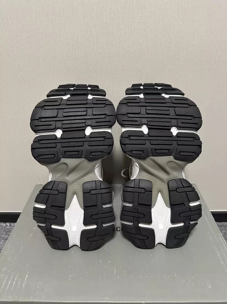 Balenciaga Balenciaga Balenciaga Cargo Sneakers in Gray and White -25 Size US 6 / IT 36 - 5 Thumbnail