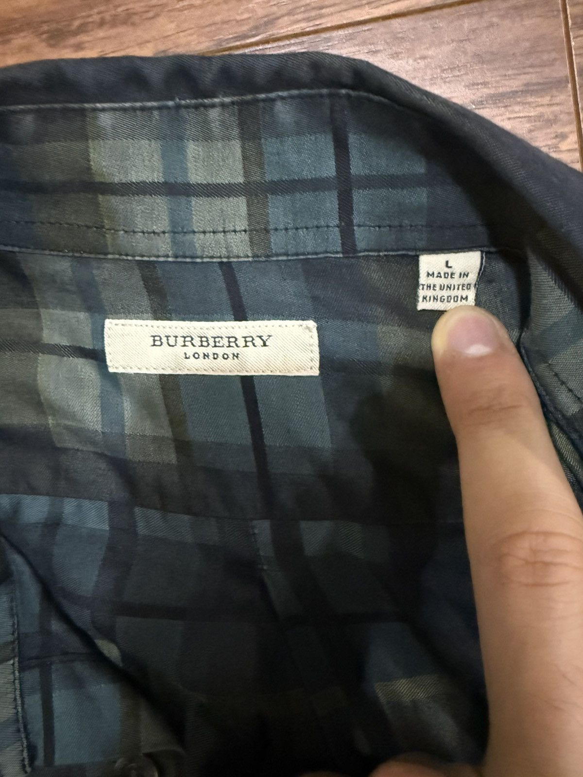 Burberry Vintage Burberry Black button up Size US L / EU 52-54 / 3 - 3 Thumbnail