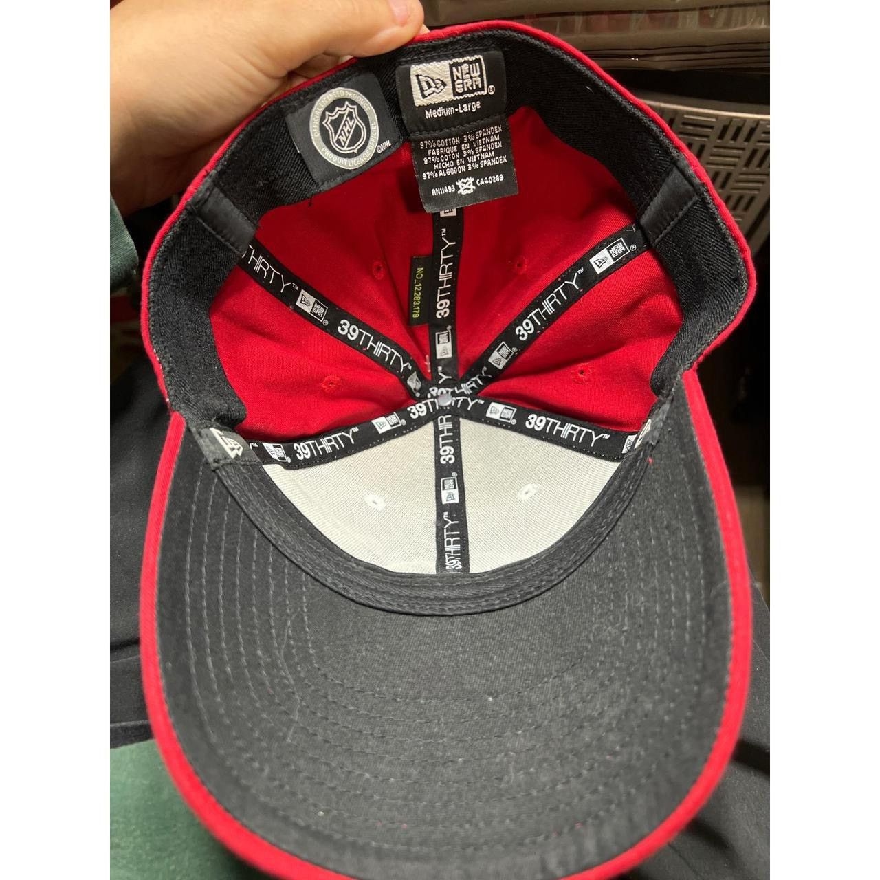 New Era Chicago Blackhawks NHL Hat Mens Red White Black Adjustable Size ONE SIZE - 4 Thumbnail