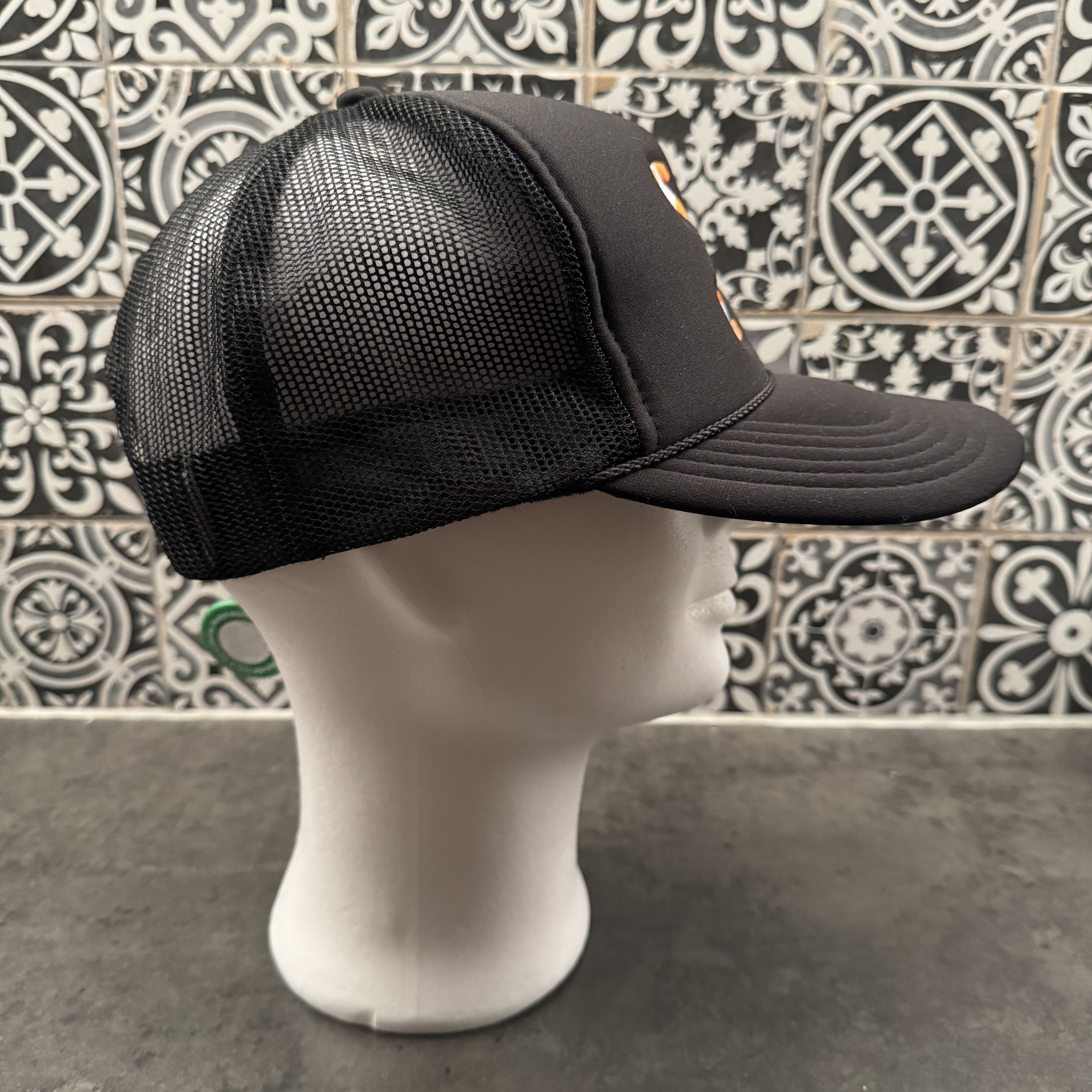 Virgil Abloh VIRGIL ABLOH X MCA Figures of Speech Arrows Trucker Hat Size ONE SIZE - 5 Thumbnail