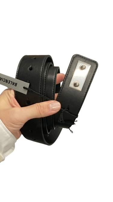 o1in1g1024 Size : OS / Prong Belt in Black