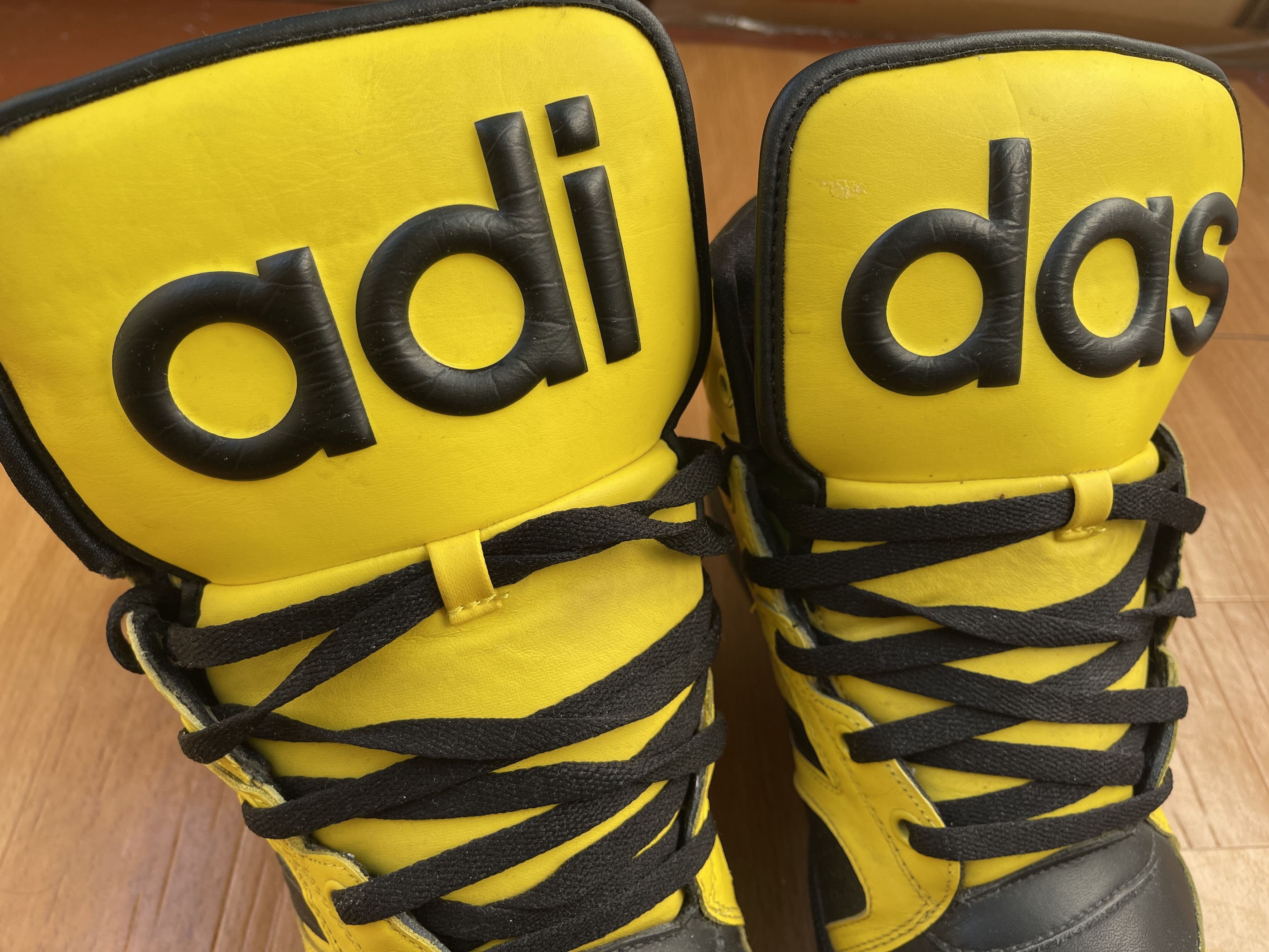 Adidas × Jeremy Scott Adidas sneakers Jeremy Scott Instinct Top shoes ObyO V24530 Size US 10 / EU 43 - 22 Thumbnail