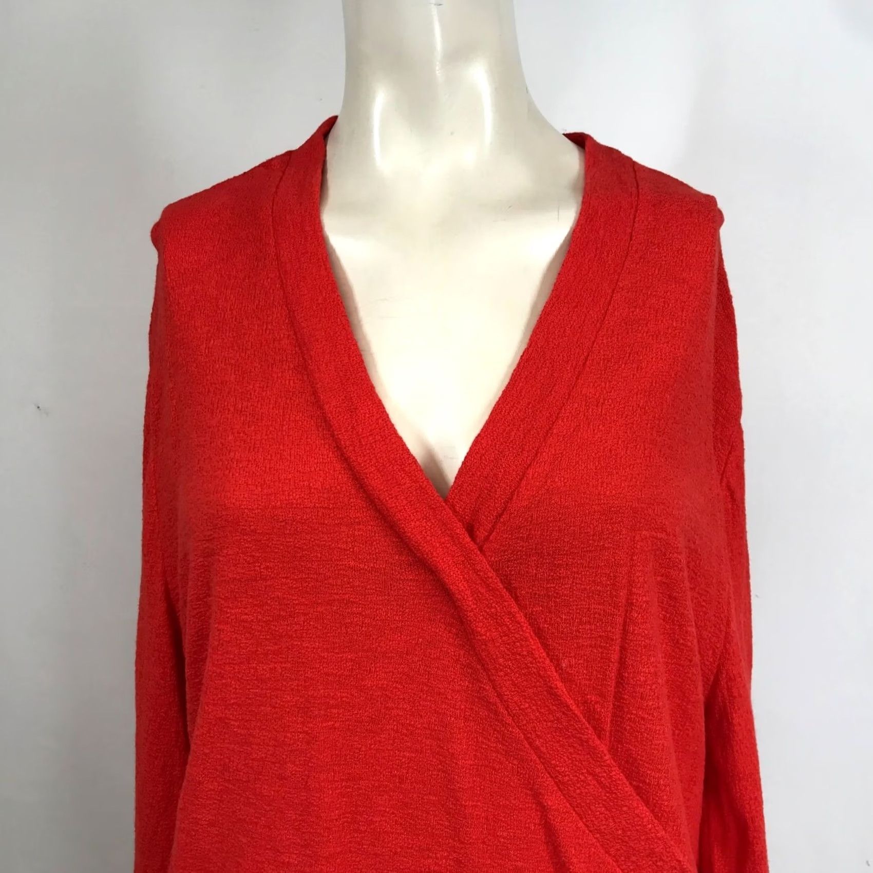 J.Crew J. CREW Sweater Womens M Red Long Sleeve Criss Cross V Neck Pullover Casual Size M / US 6-8 / IT 42-44 - 2 Thumbnail