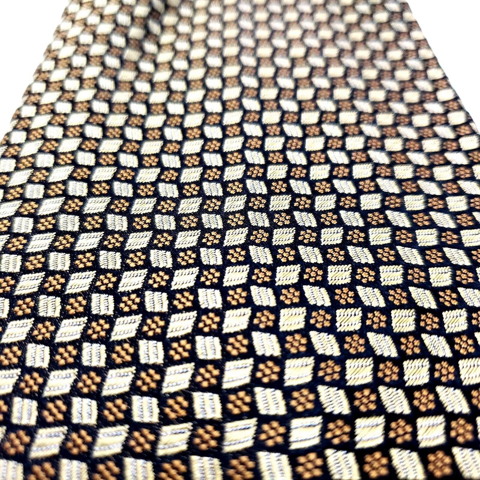 Kenneth Cole Kenneth Cole Silk Tie Yellow Woven Geometric Handmade Size ONE SIZE - 2 Thumbnail
