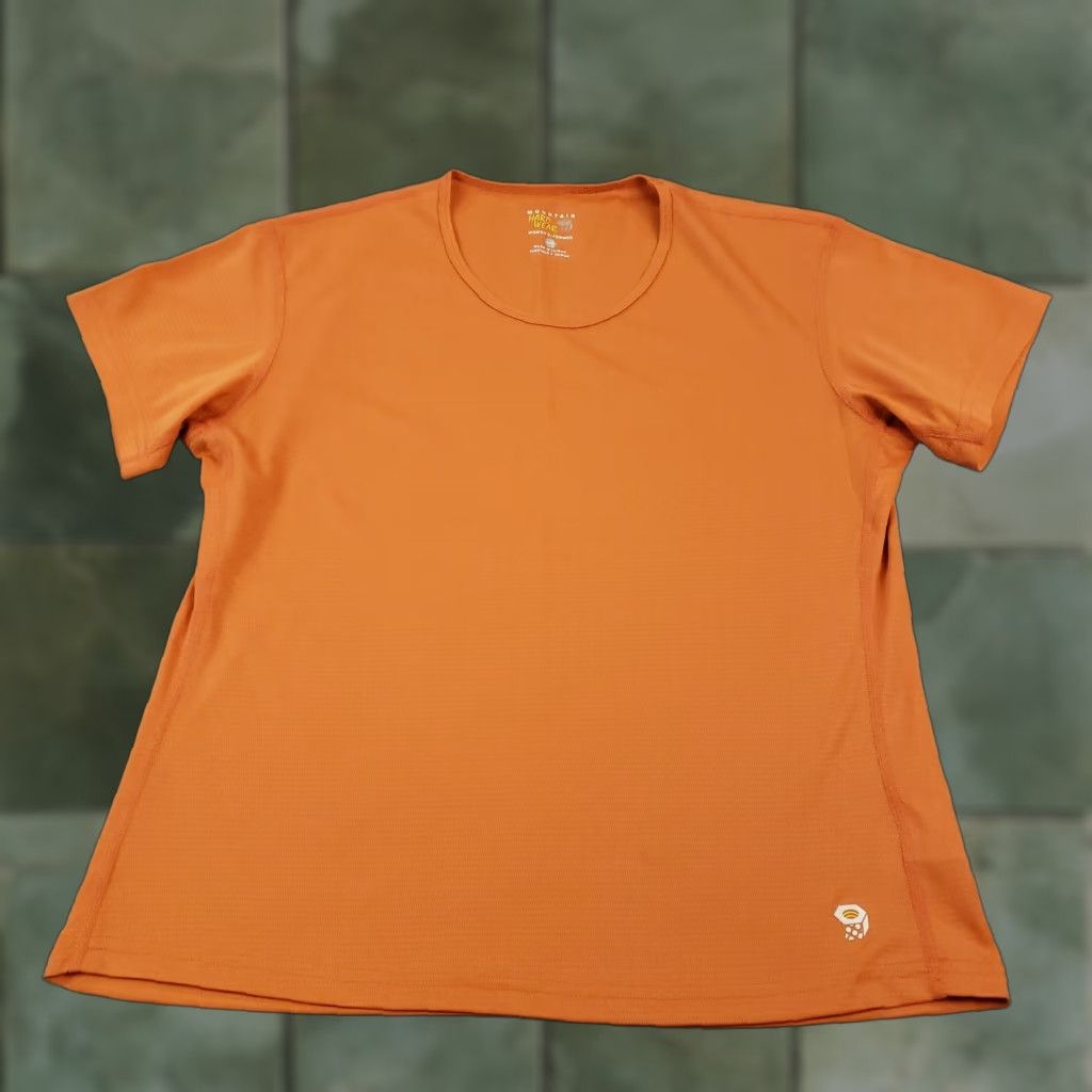 Mountain Hardwear Mountain Hardwear Shirt Womens Large Orange Logo Top Lightweight Casual Z Size L / US 10 / IT 46 - 1 Thumbnail