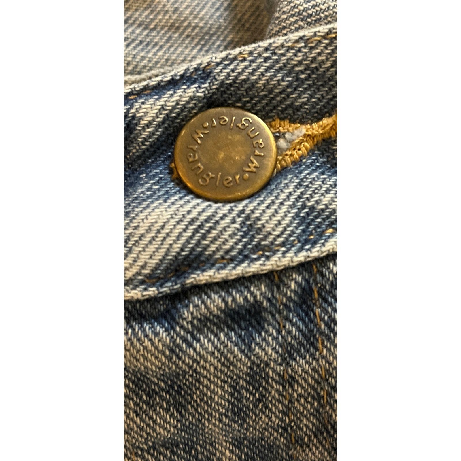 Wrangler Wrangler Men's Relaxed Fit Denim Short - Size: 42 - Blue NEW Size US 42 / EU 58 - 5 Thumbnail