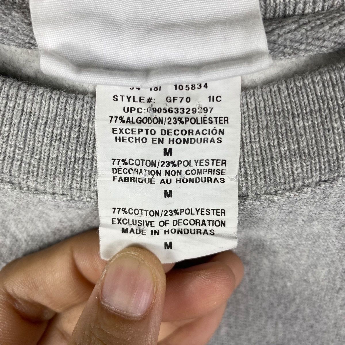 Champion × Vintage Vintage 00's CHAMPION Reverse Weave Embroidery Logo Crewneck Size US M / EU 48-50 / 2 - 7 Thumbnail