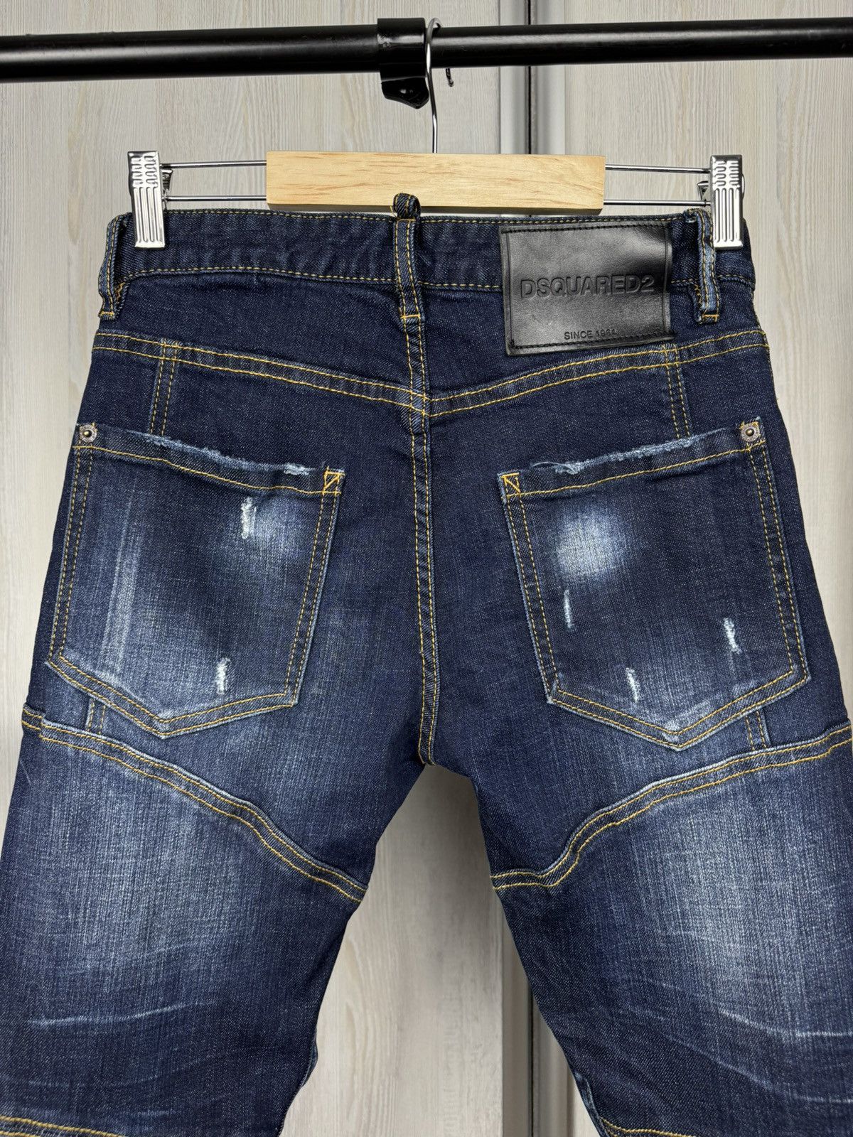 Dsquared2 Dsquared2 classic kenny twist jeans faded distressed Size US 30 / EU 46 - 7 Thumbnail