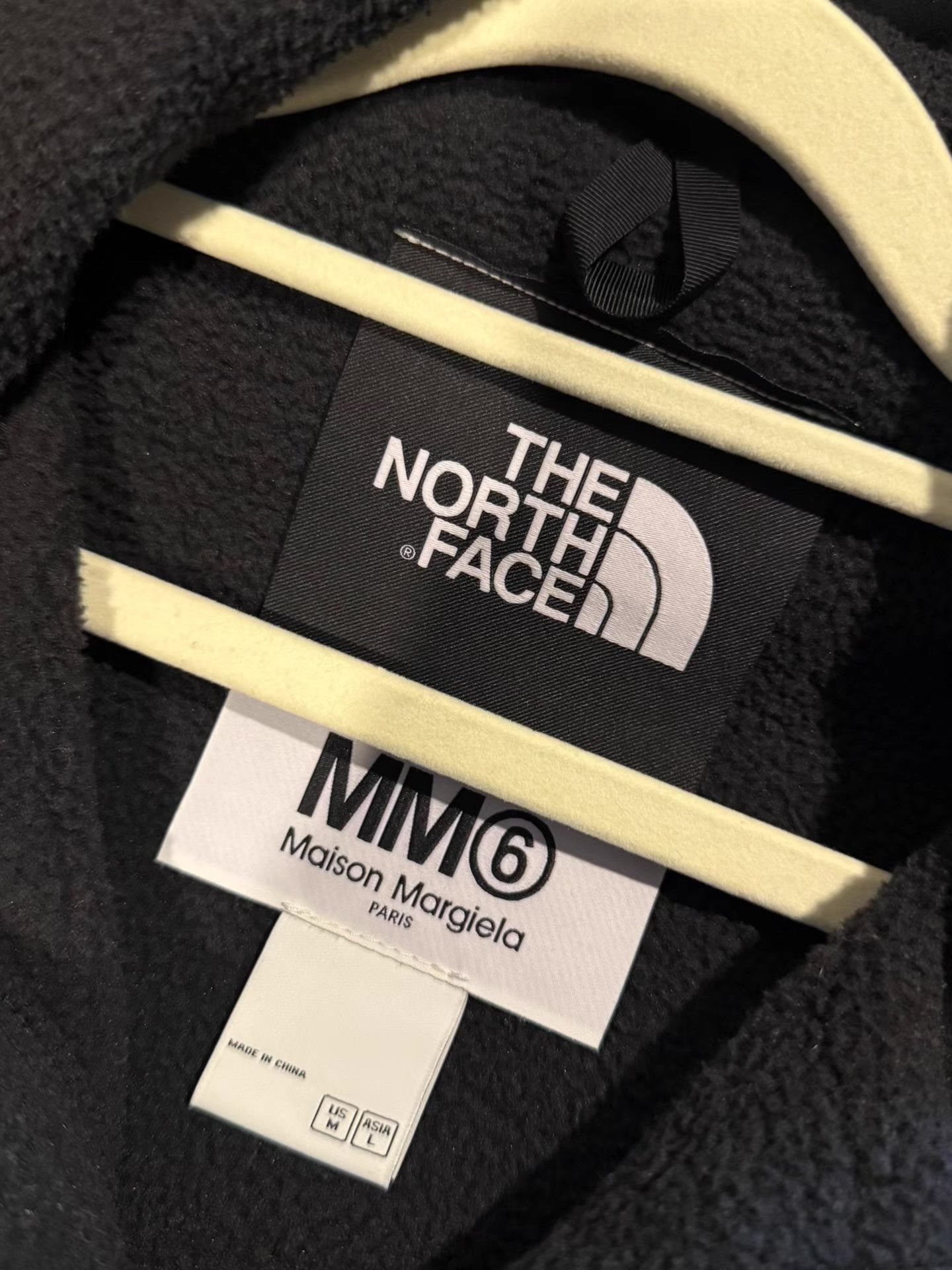 MM6 MM6 Maison MargielaxTheNorthFacecollaborativefleecevest Ｑ20 Size US M / EU 48-50 / 2 - 6 Thumbnail