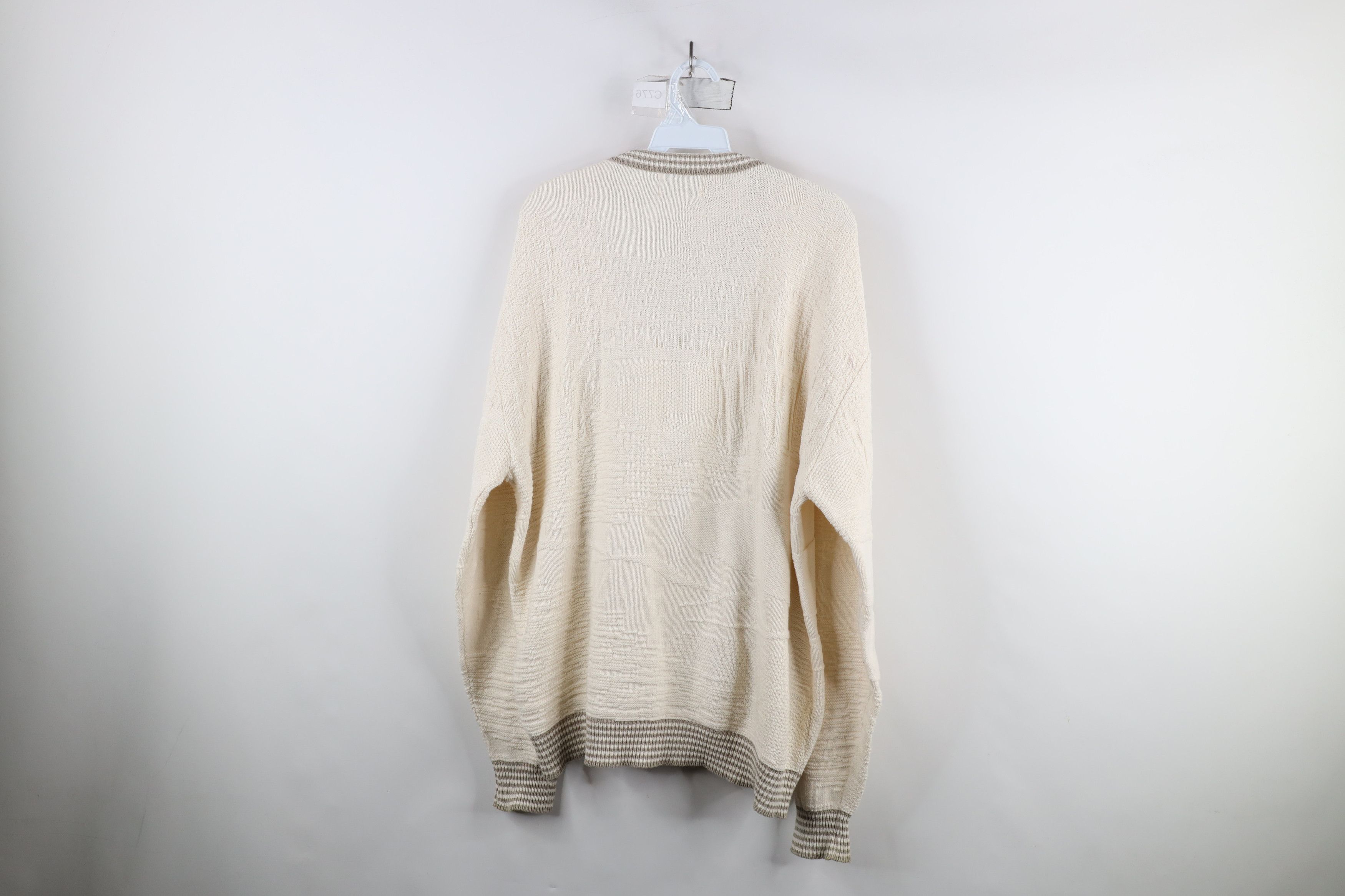 Vintage Vintage 90s Streetwear Print Knit Golf V-Neck Sweater USA Size US M / EU 48-50 / 2 - 10 Thumbnail