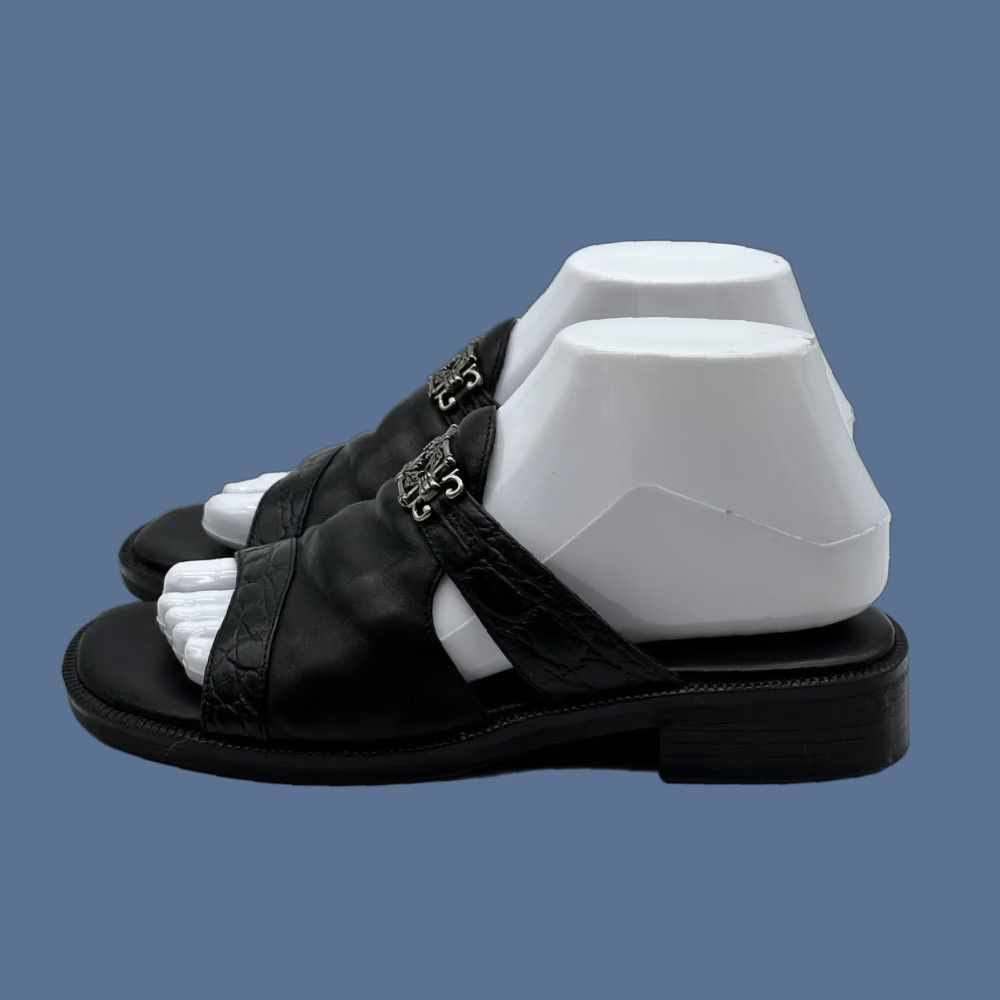 Minnetonka Minnetonka Silverthorne Women's Sandal 7 Black Leather Slip On Slide Sandal - Vintage? No. 5540 - Casual Travel Outdoor Womens Shoes Size US 7 / IT 37 - 1 Thumbnail