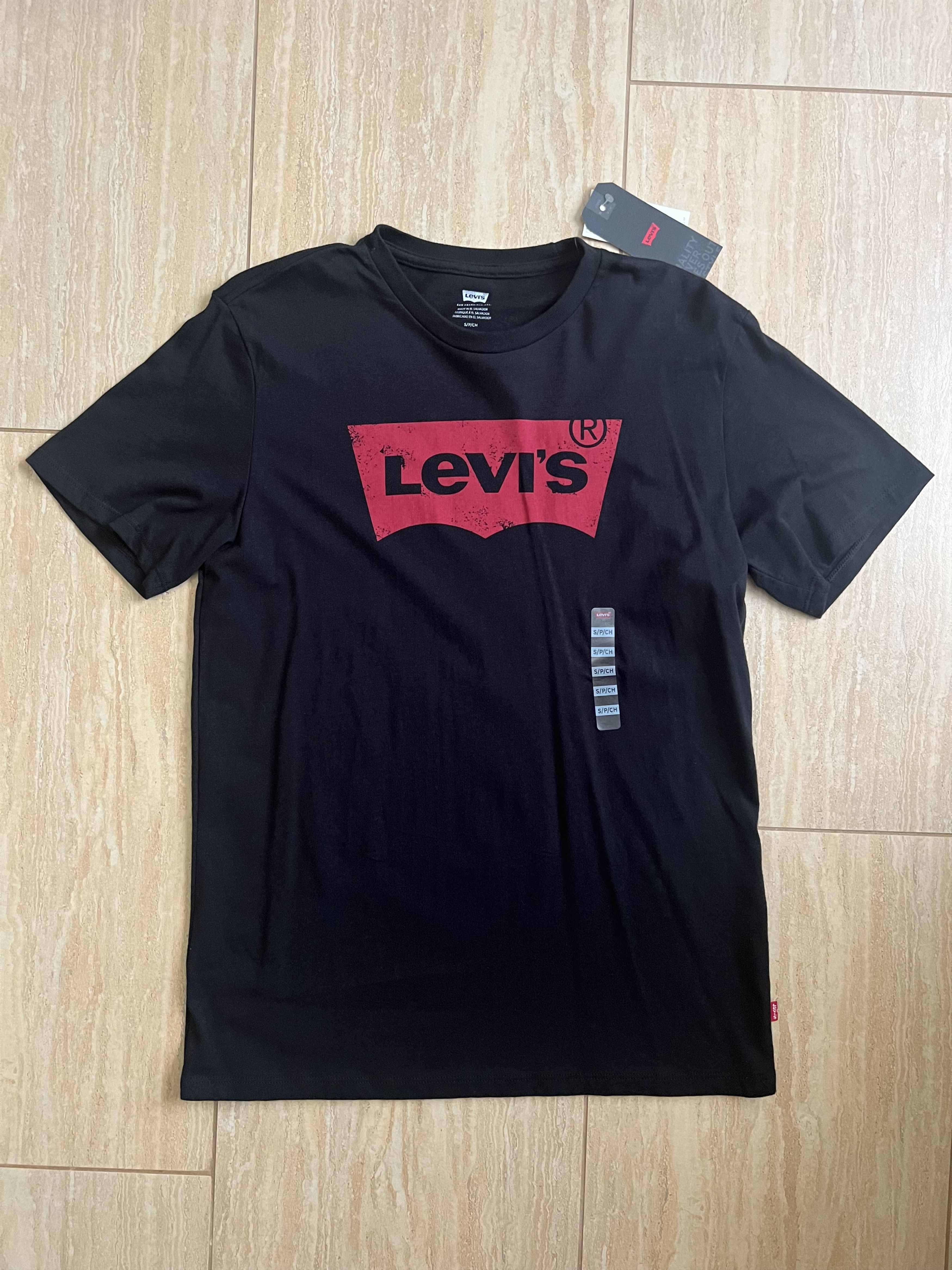 Levi's Levi’s Men’s T-Shirt Black Red Logo Tee Short Sleeve Size S Size US S / EU 44-46 / 1 - 1 Thumbnail
