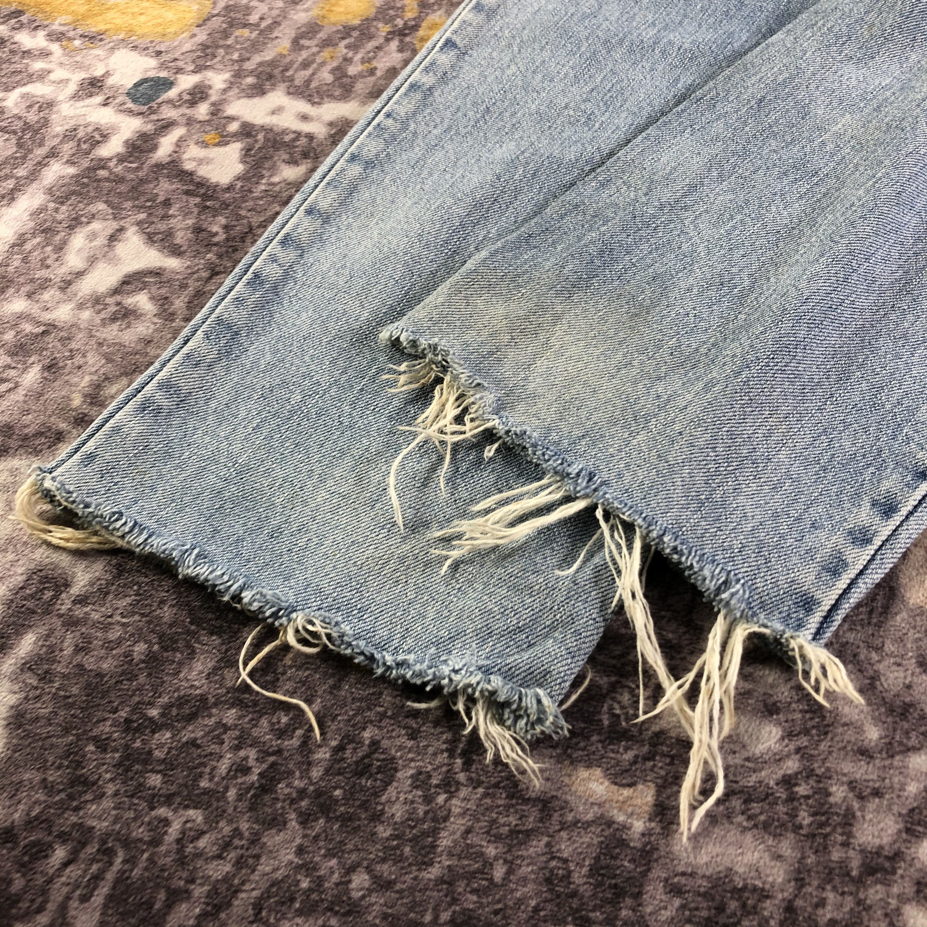 Levi's × Vintage Vintage 90s Light Wash Levis Jeans-JM3295 Size US 30 / EU 46 - 4 Thumbnail