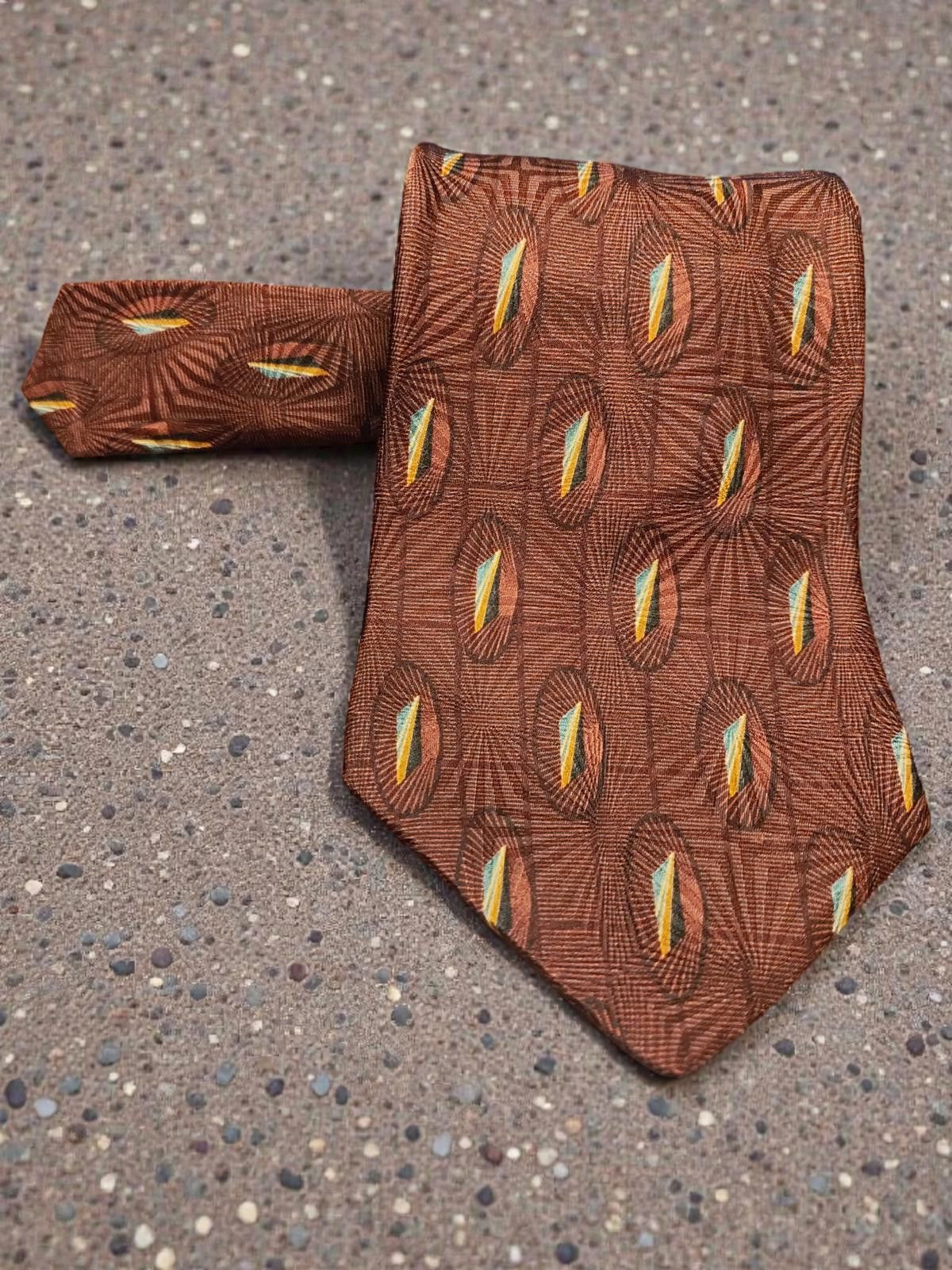 Bill Blass Bill Blass Black Label Silk Tie Brown Feather Pattern Size ONE SIZE - 2 Thumbnail