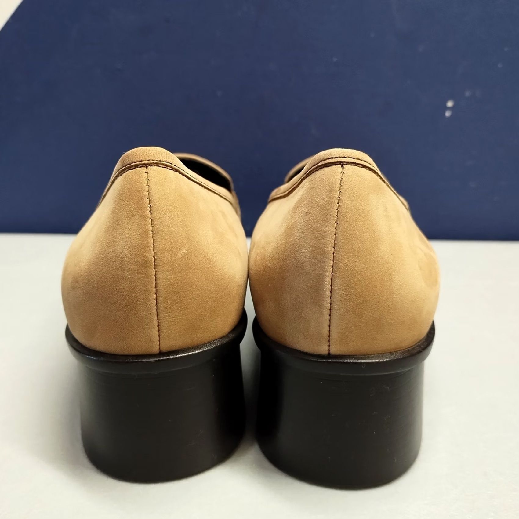 Vintage Aerosoles Sea Chore Heels Loafers Womens Size 9 Brown Leather Square Toe Slip On Mid 2-2.9in Mens Womens Size US 9 / IT 39 - 6 Thumbnail