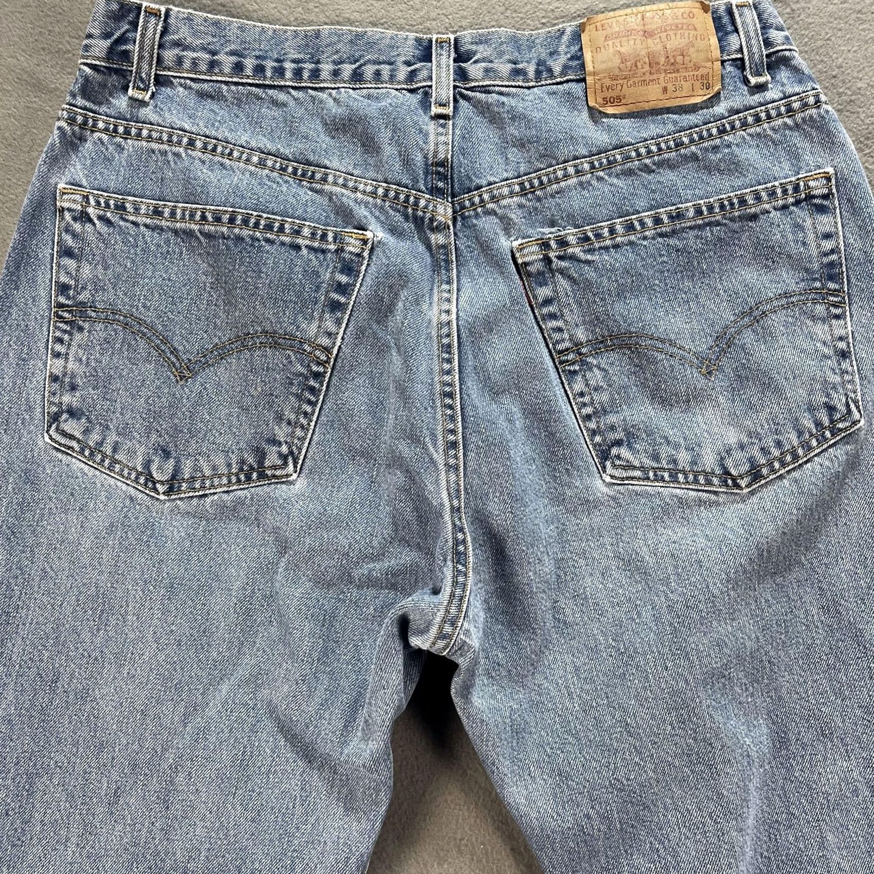 Levi's VINTAGE Levis 505 Jeans Mens 38x30 Blue Regular Fit Straight Leg Denim Pants Classic Size US 38 / EU 54 - 4 Thumbnail