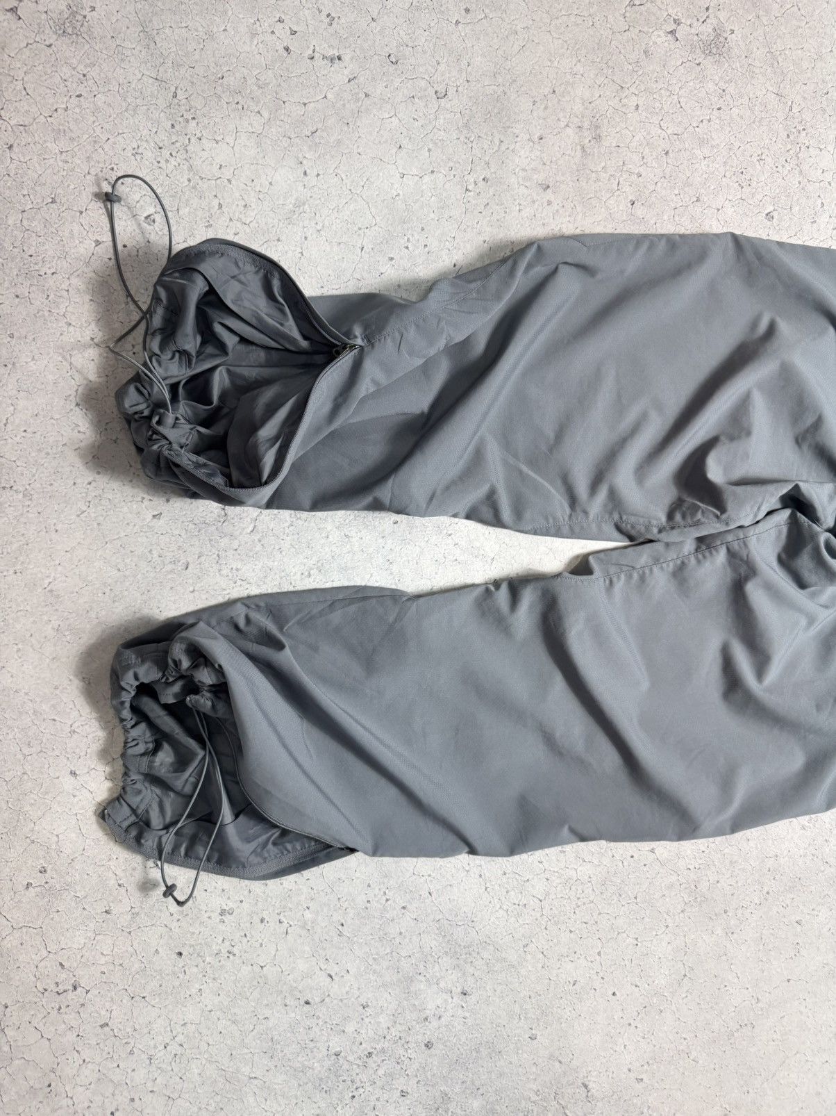 Nike Nike Nylon Vintage Baggy Track Pants Drill Swoosh Y2K Size US 34 / EU 50 - 11 Thumbnail