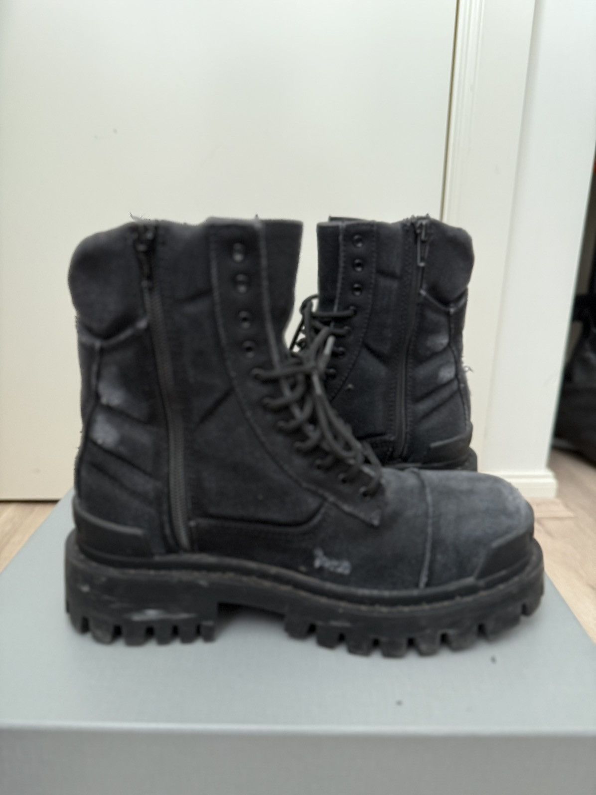 Balenciaga Balenciaga Distressed Strike Boots Size US 6.5 / EU 39-40 - 4 Thumbnail