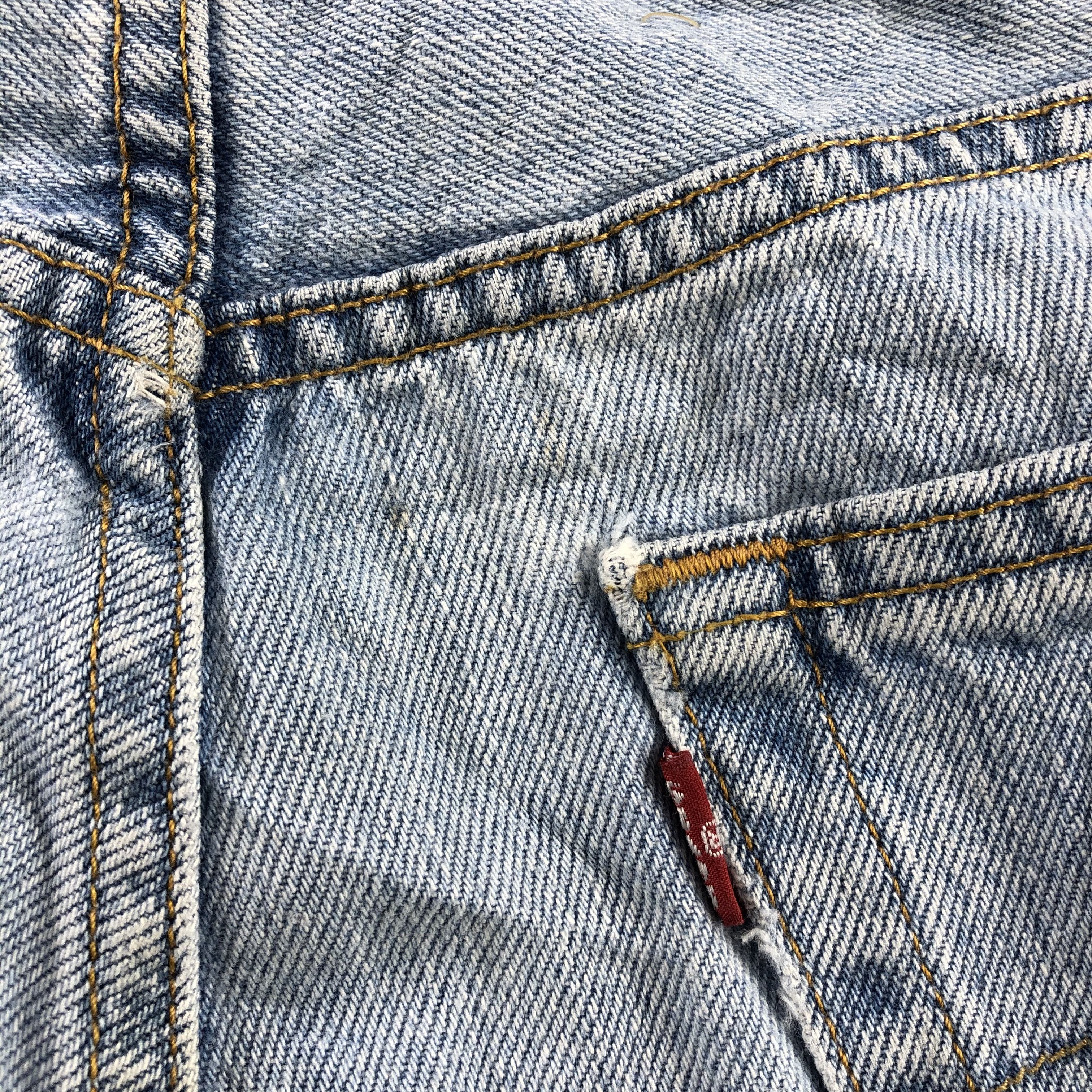 Levi's × Vintage Vintage Light Wash Levis 550 Baggy Jeans-JM3174 Size US 30 / EU 46 - 8 Thumbnail