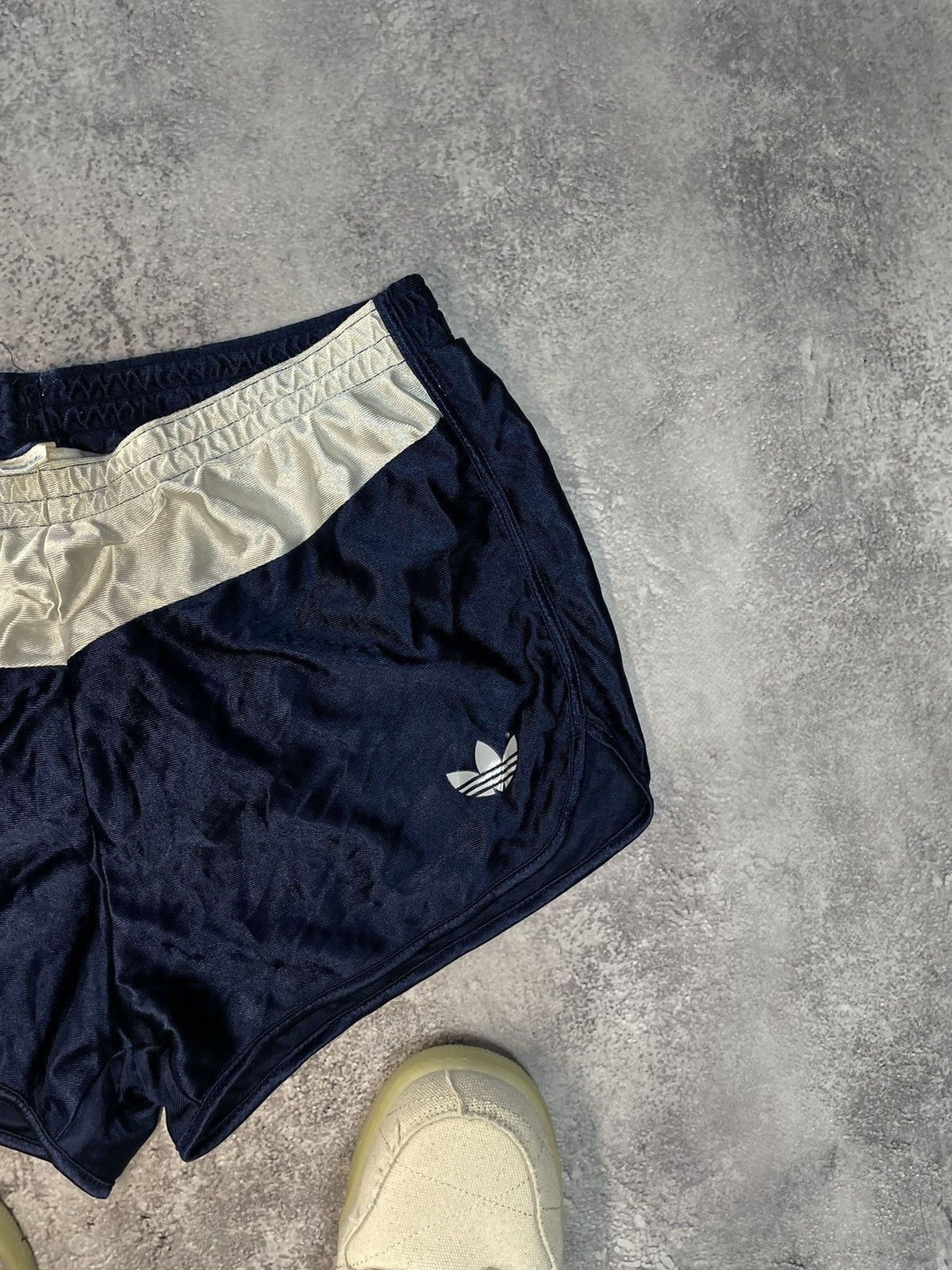 Adidas VTG 80s Adidas Originals Men's Shorts 36 OG Archive Runway Size US 36 / EU 52 - 2 Thumbnail
