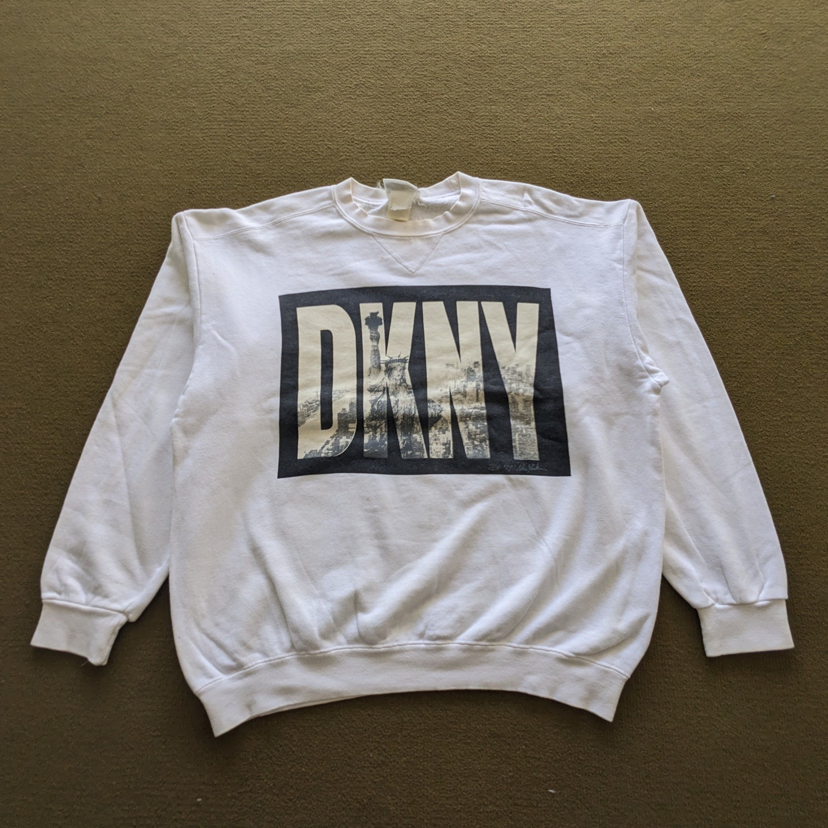 Vintage Vintage DKNY JEANS Skateboard Style Sweatshirt Size US L / EU 52-54 / 3 - 1 Thumbnail