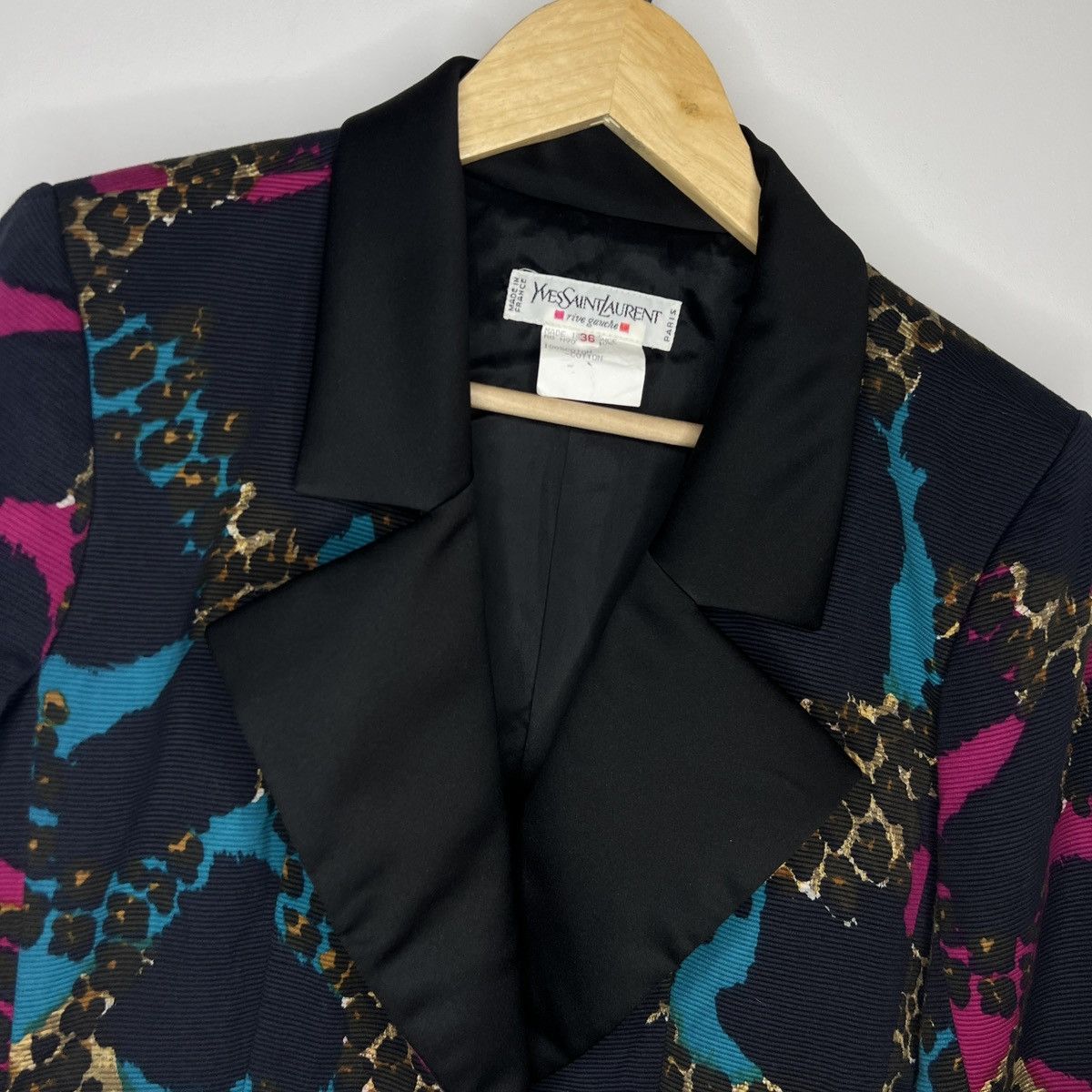 Saint Laurent Paris Yves Saint Laurent Paris YSL Vintage Blazer Jacket Wool 90s Size S / US 4 / IT 40 - 4 Thumbnail