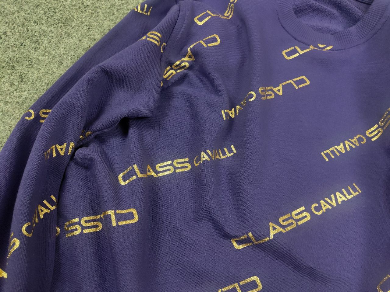 Roberto Cavalli Roberto Cavalli class Design Purple Monogram Logo Sweatshirt Size US S / EU 44-46 / 1 - 8 Thumbnail
