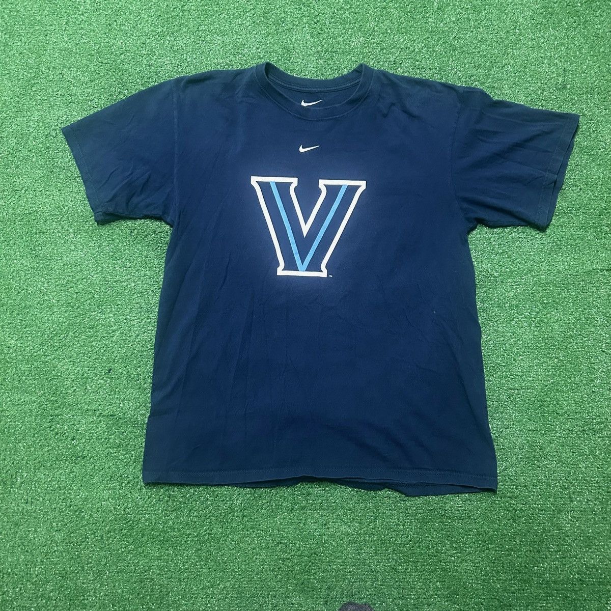 Nike Men’s size large Blue Villanova Nova Nation T-shirt Size US L / EU 52-54 / 3 - 2 Thumbnail