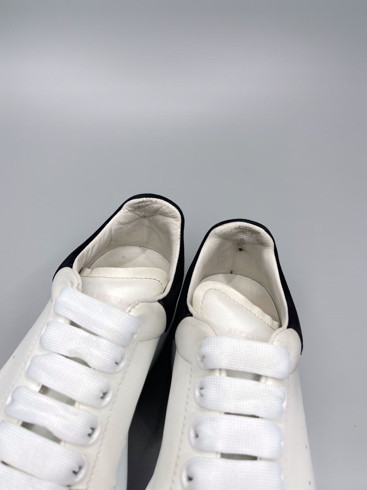 Alexander McQueen Alexander Mcqueen White Oversize Sneakers Size US 6 / IT 36 - 9 Thumbnail
