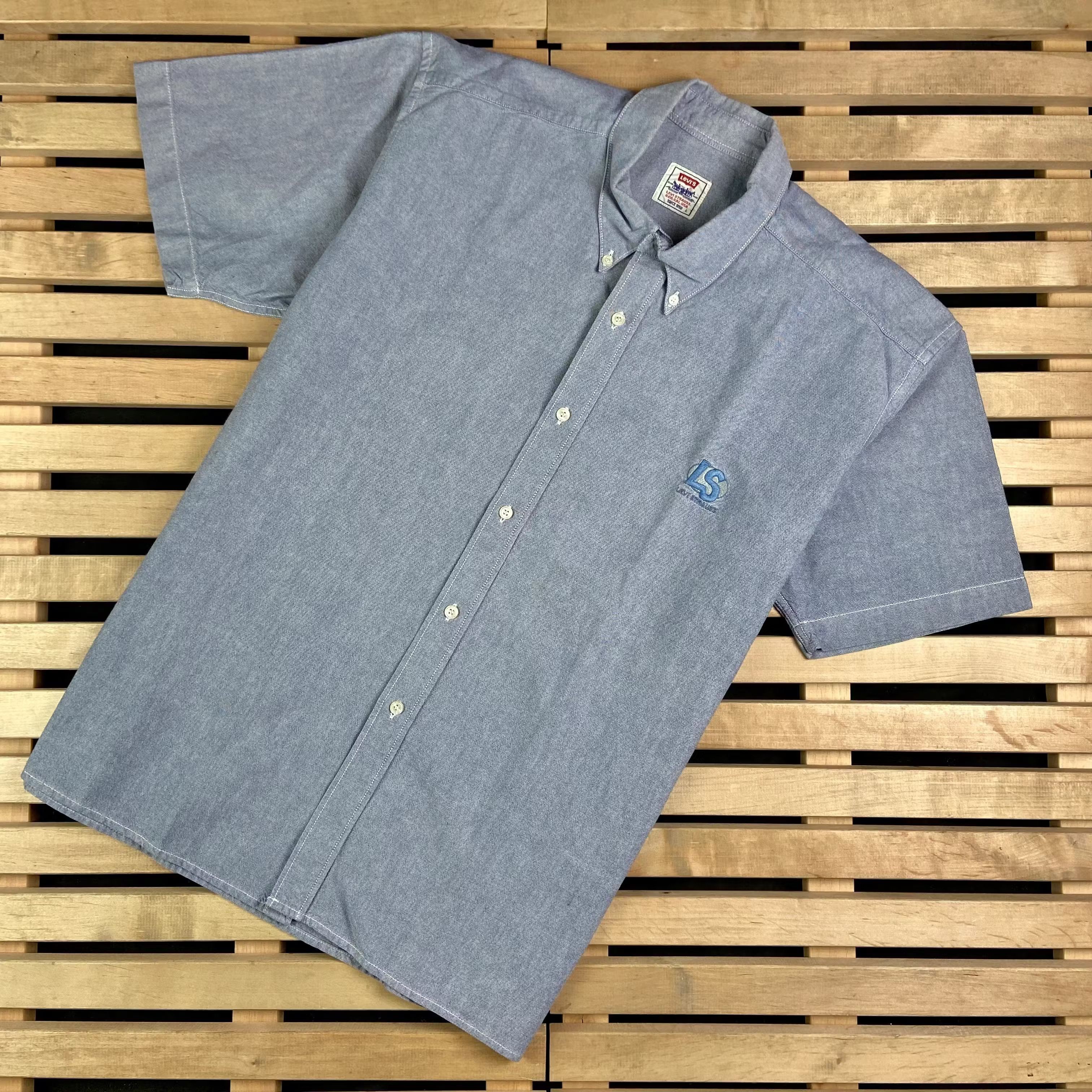 Levi's × Levi's Vintage Clothing × Vintage Mens Shirt Short Sleeve Levis Vintage Size L Size US L / EU 52-54 / 3 - 1 Thumbnail
