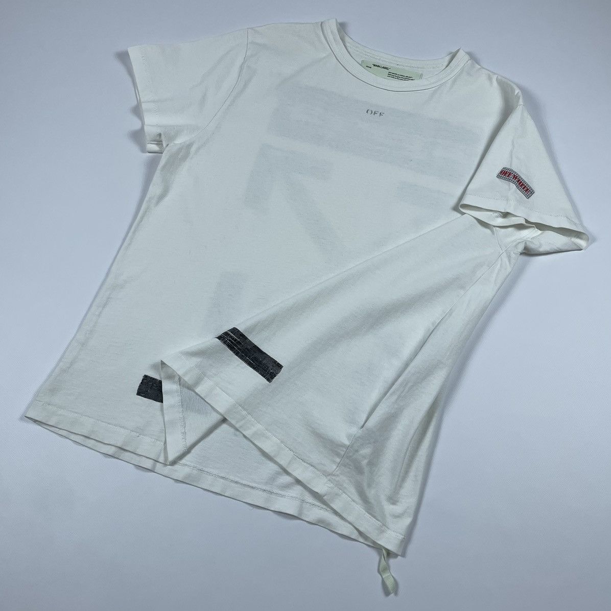 Off White Distressed Faded Black Arrows White T-shirt
