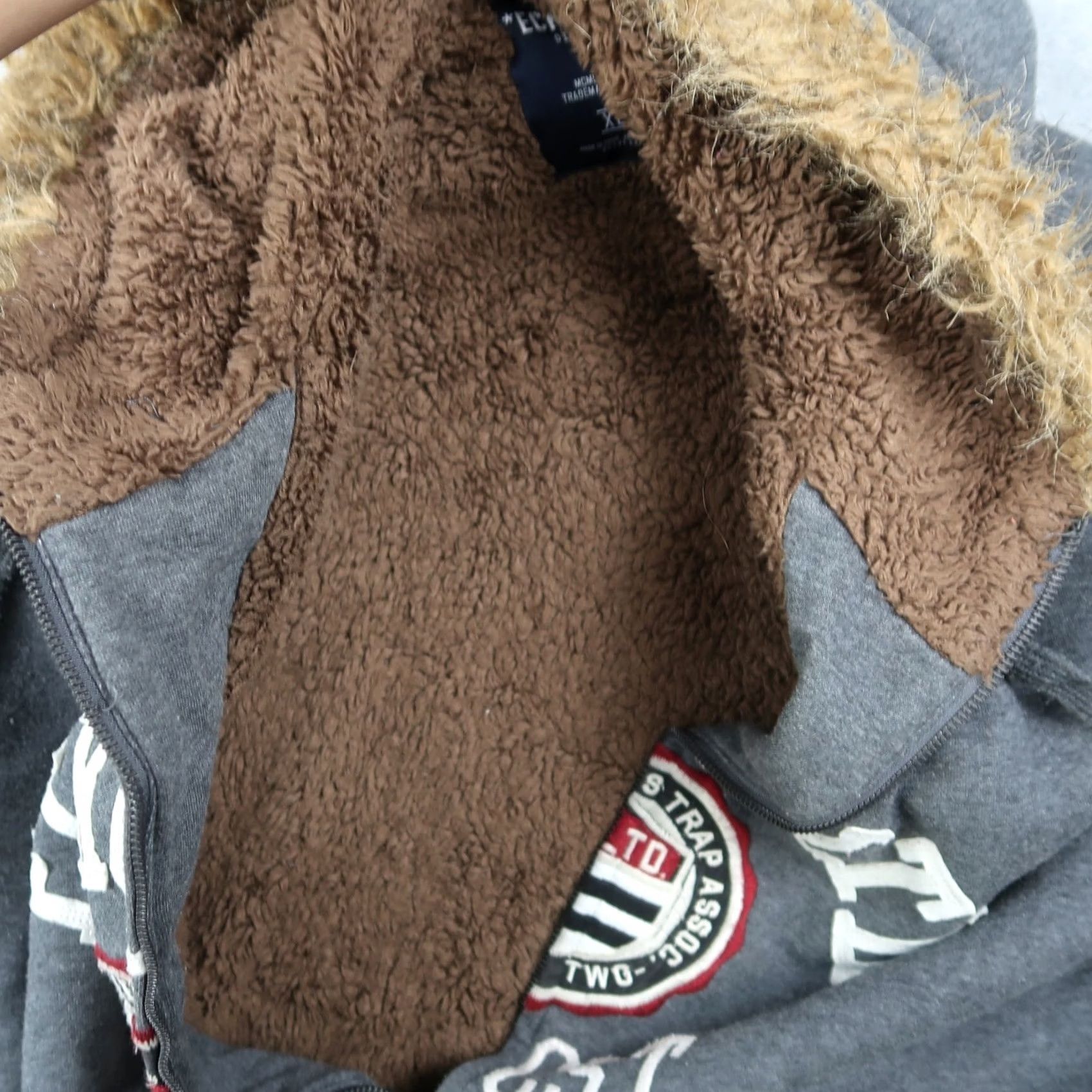 Logo 7 VINTAGE ecko Hoodie Main Logo Crest Embroidered Gray Zip Fur Fleece 90s Hip Hop Size XL Mens Size US XL / EU 56 / 4 - 7 Thumbnail