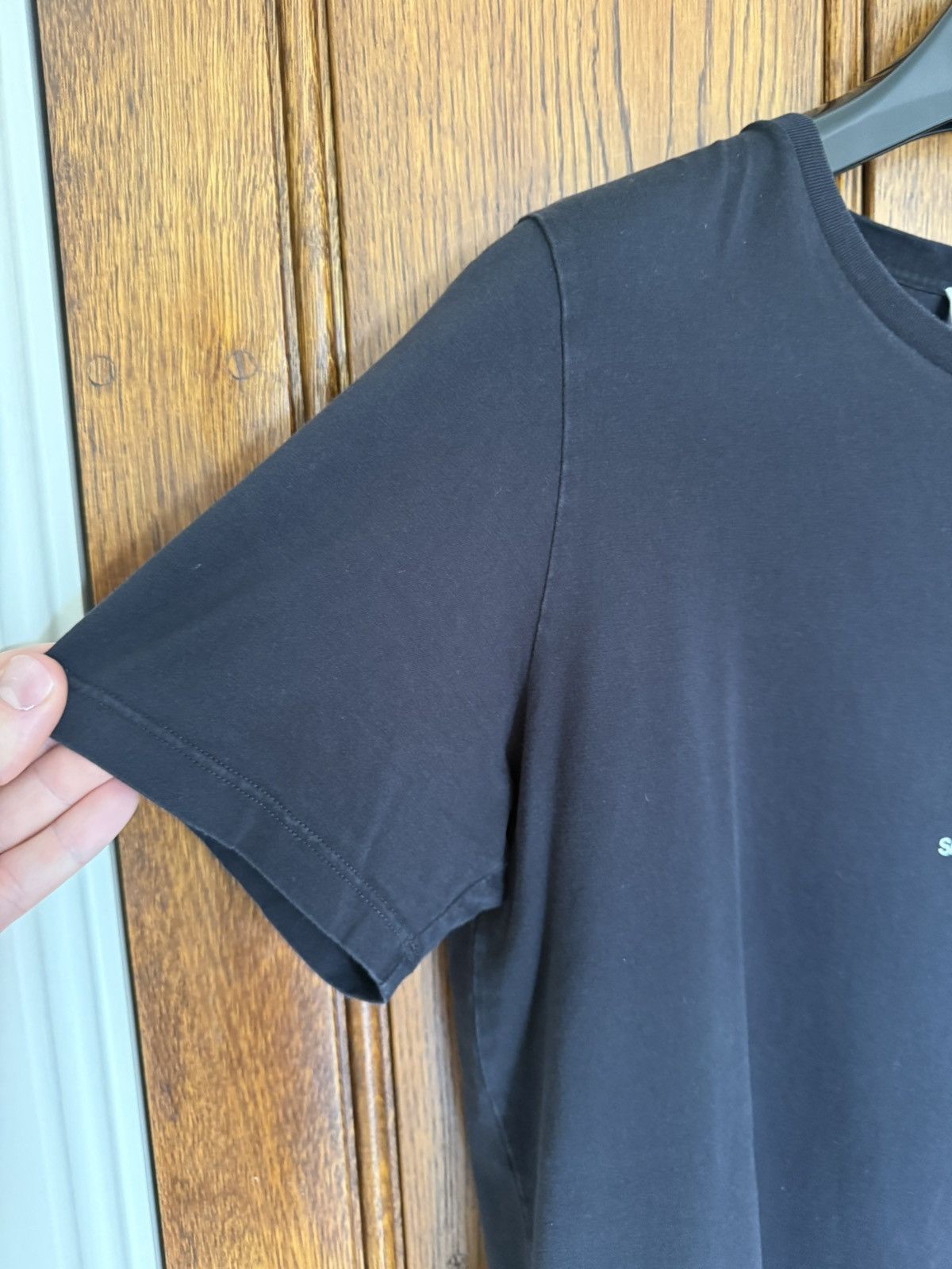 Saint Laurent Paris $550 Saint Laurent Rive Gauche black logo t shirt L Size US L / EU 52-54 / 3 - 12 Thumbnail