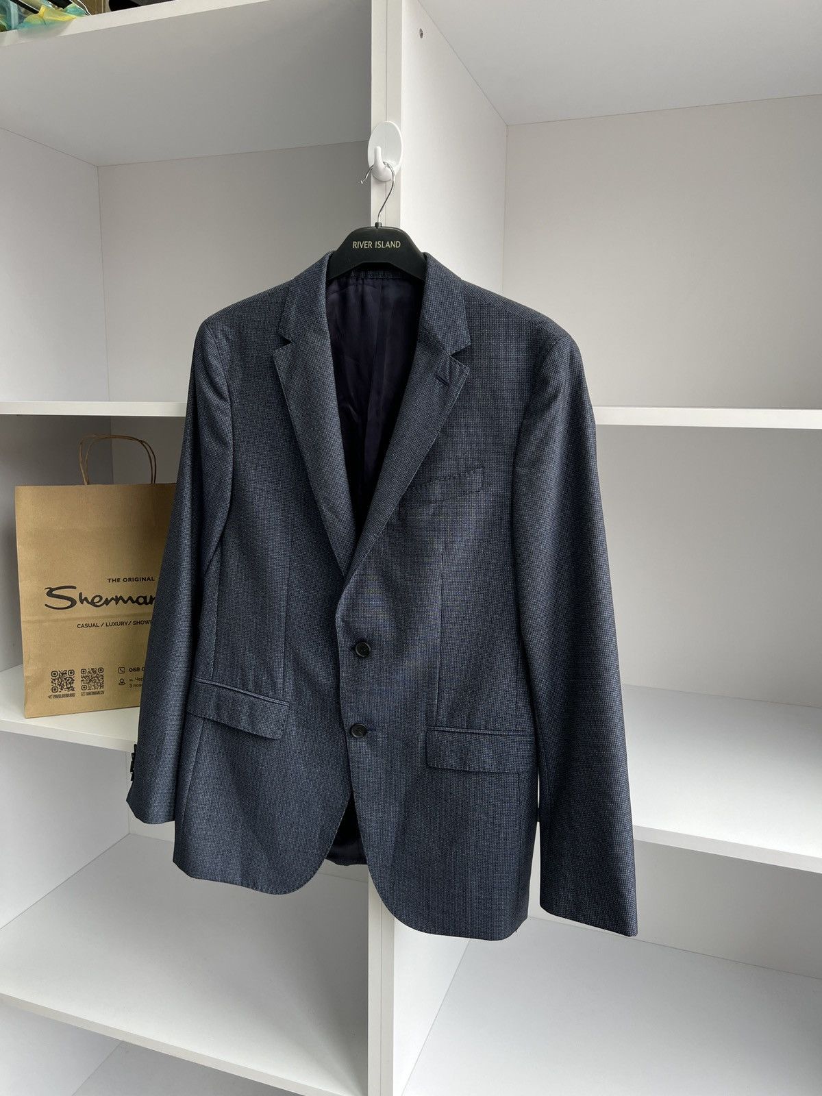 Designer × Hugo Boss × Vintage Vintage Hugo Boss Luxury Old Money Style Suit Size 48S - 5 Thumbnail