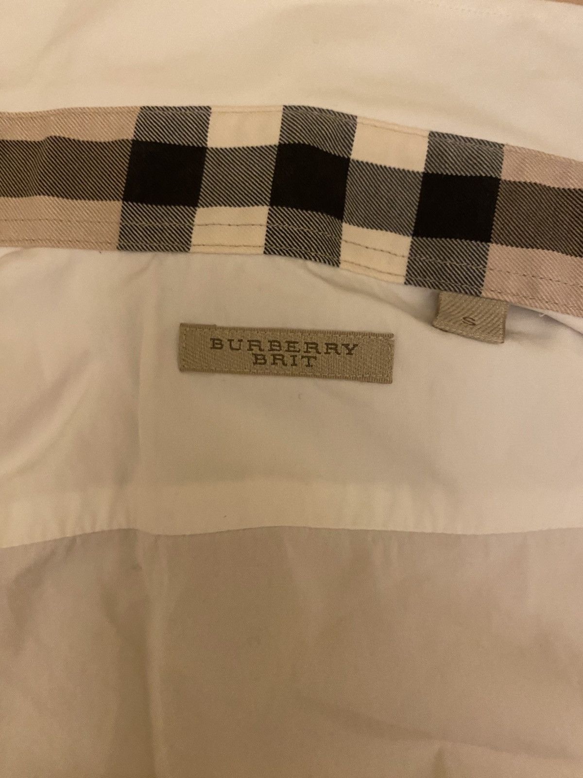 Burberry White Burberry button up Size US S / EU 44-46 / 1 - 2 Thumbnail