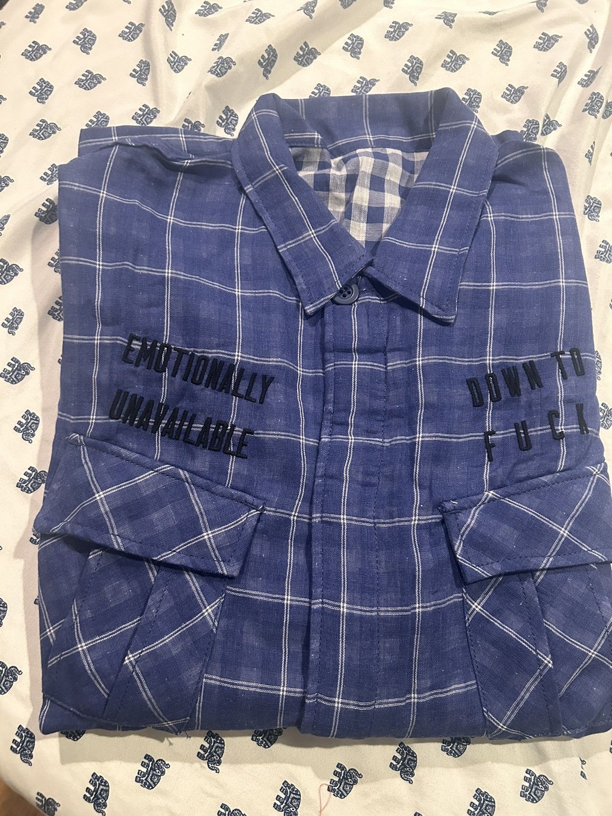 Emotionally Unavailable × Nike Emotionally Unavailable “DTF” button down Size US XL / EU 56 / 4 - 1 Thumbnail